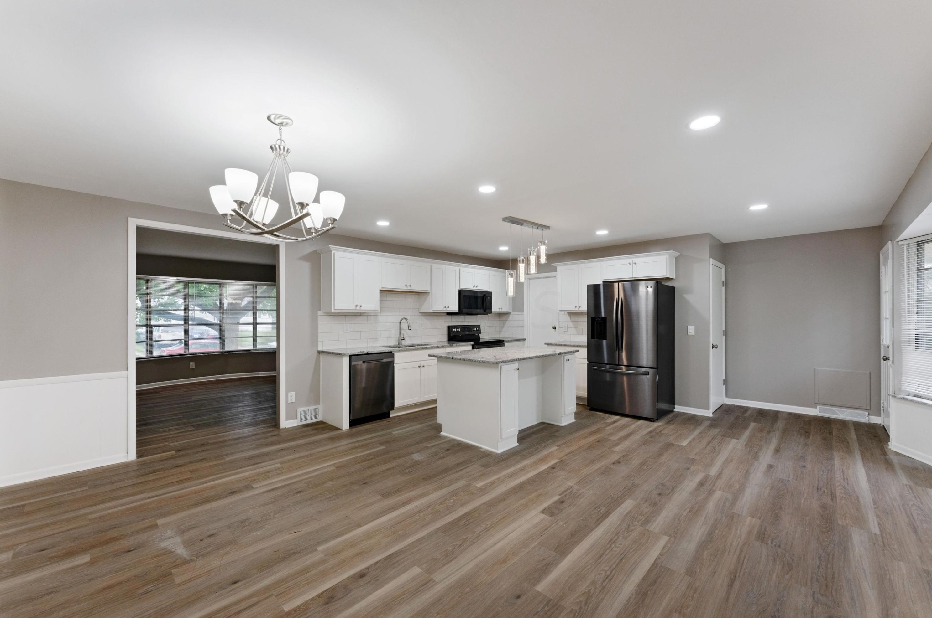 1314 Ironwood Dr, Columbus OH  43229-4307 exterior