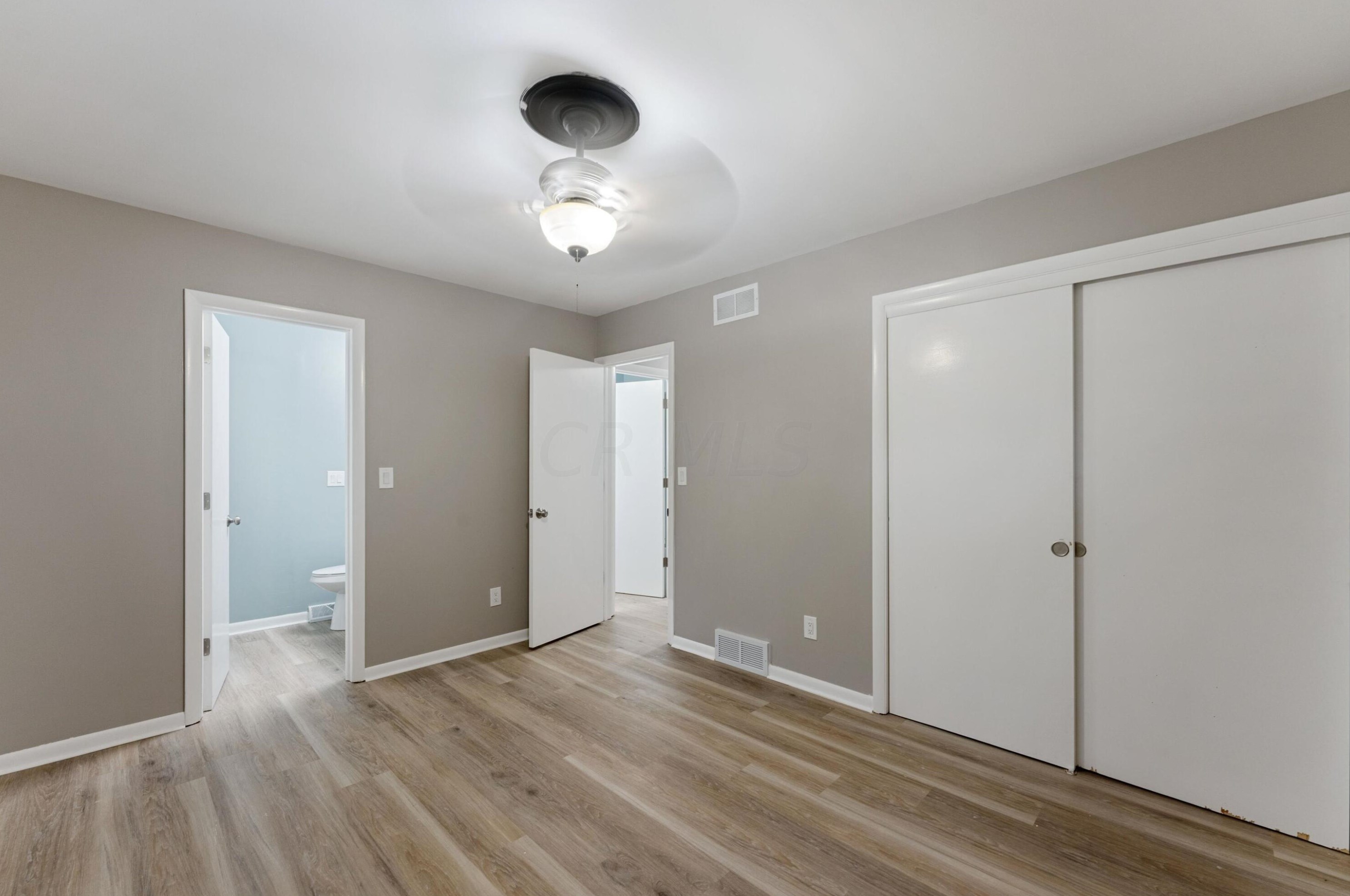 1314 Ironwood Dr, Columbus OH  43229-4307 exterior