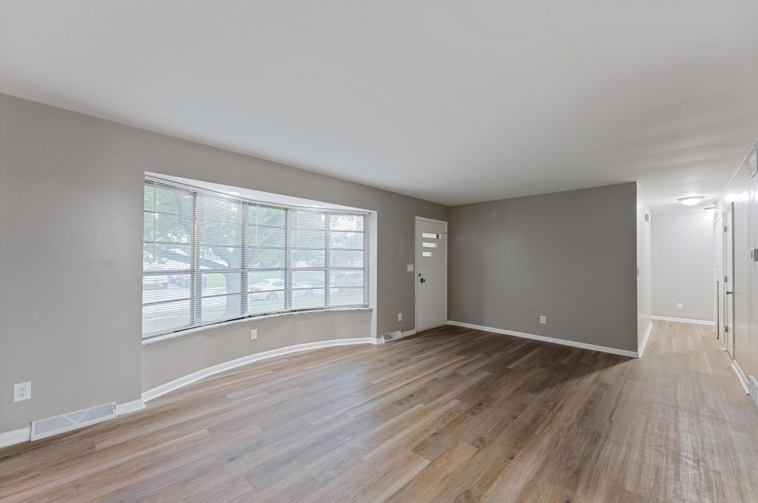 1314 Ironwood Dr, Columbus OH  43229-4307 exterior