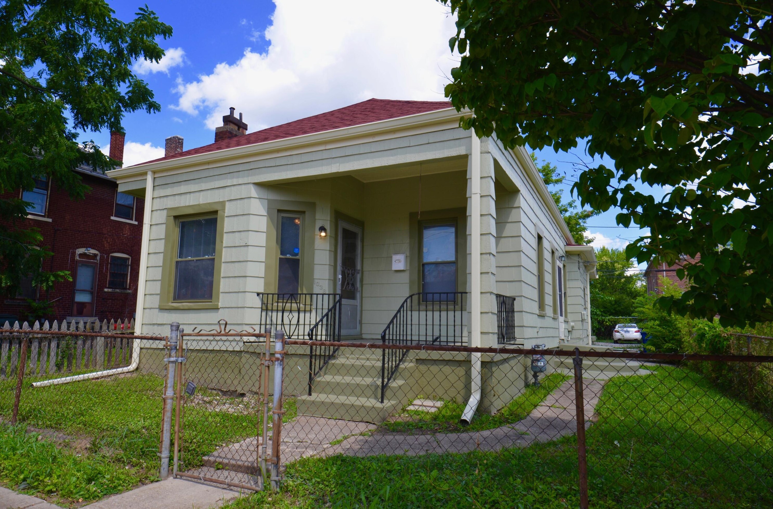 1038 Mcallister Ave, Columbus, OH 43205-2323