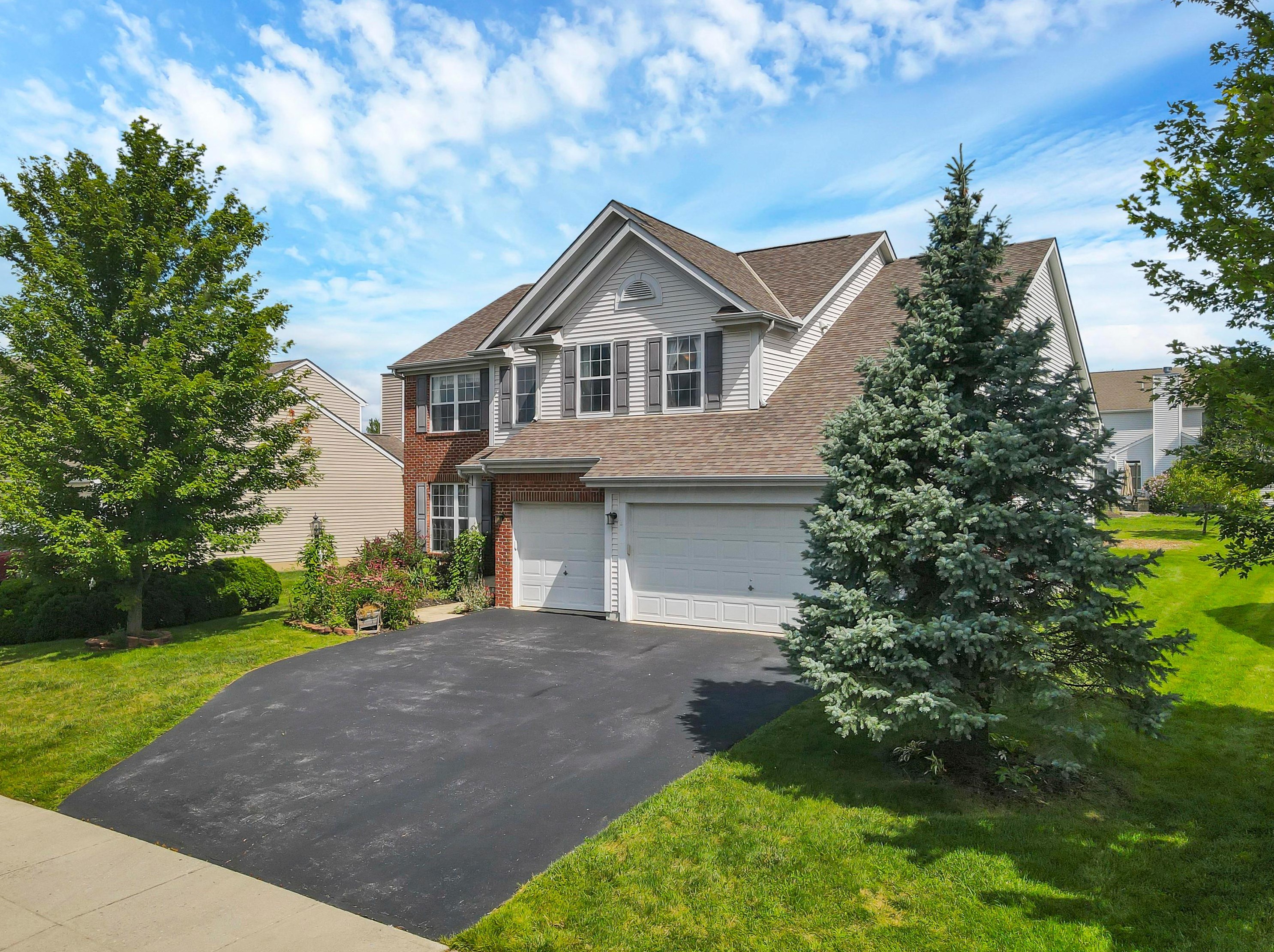 226 Durand St, Pickerington, OH 43147-7941