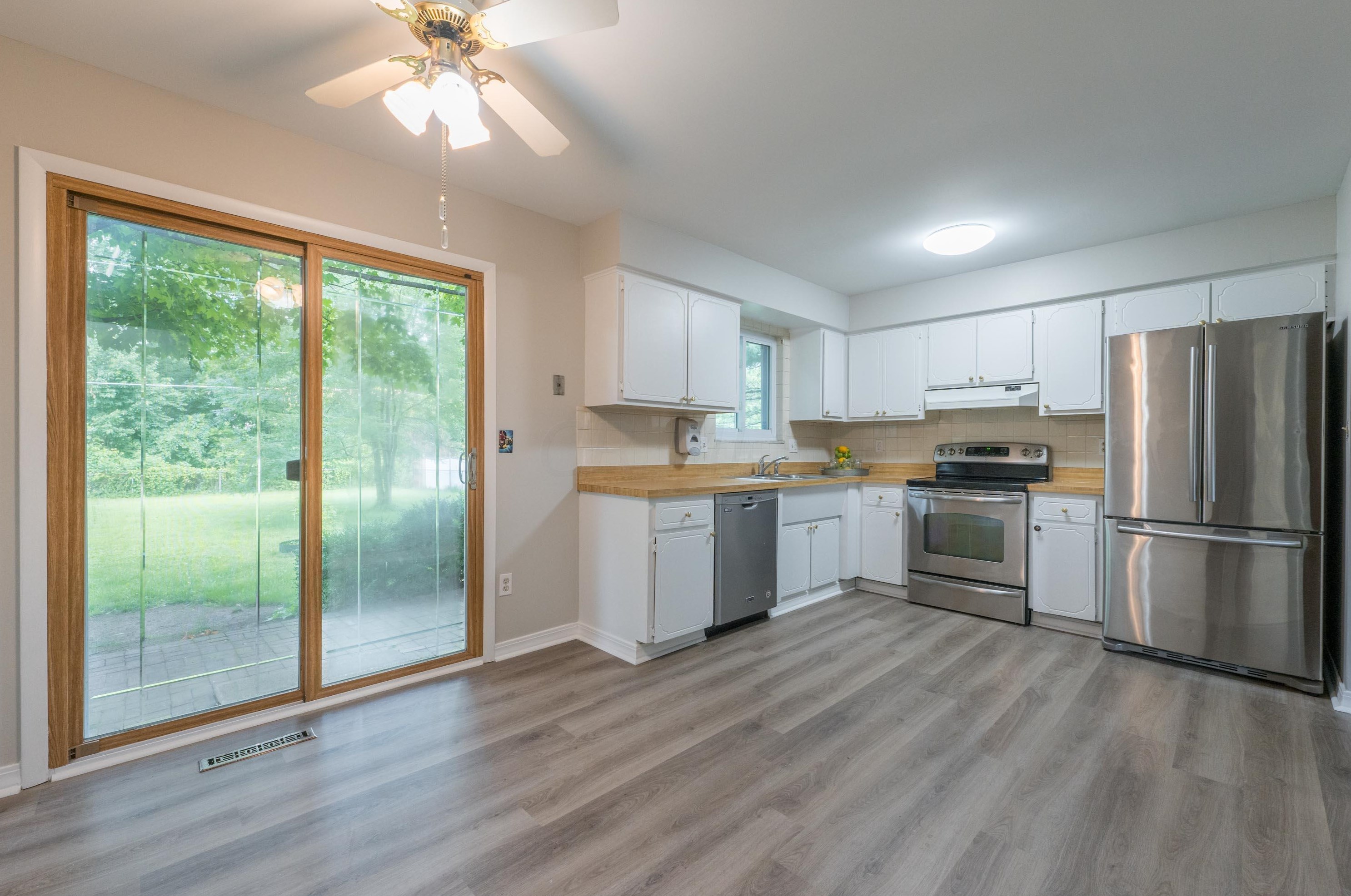 2692 Landsburn Dr, Columbus OH 43231-5928 exterior