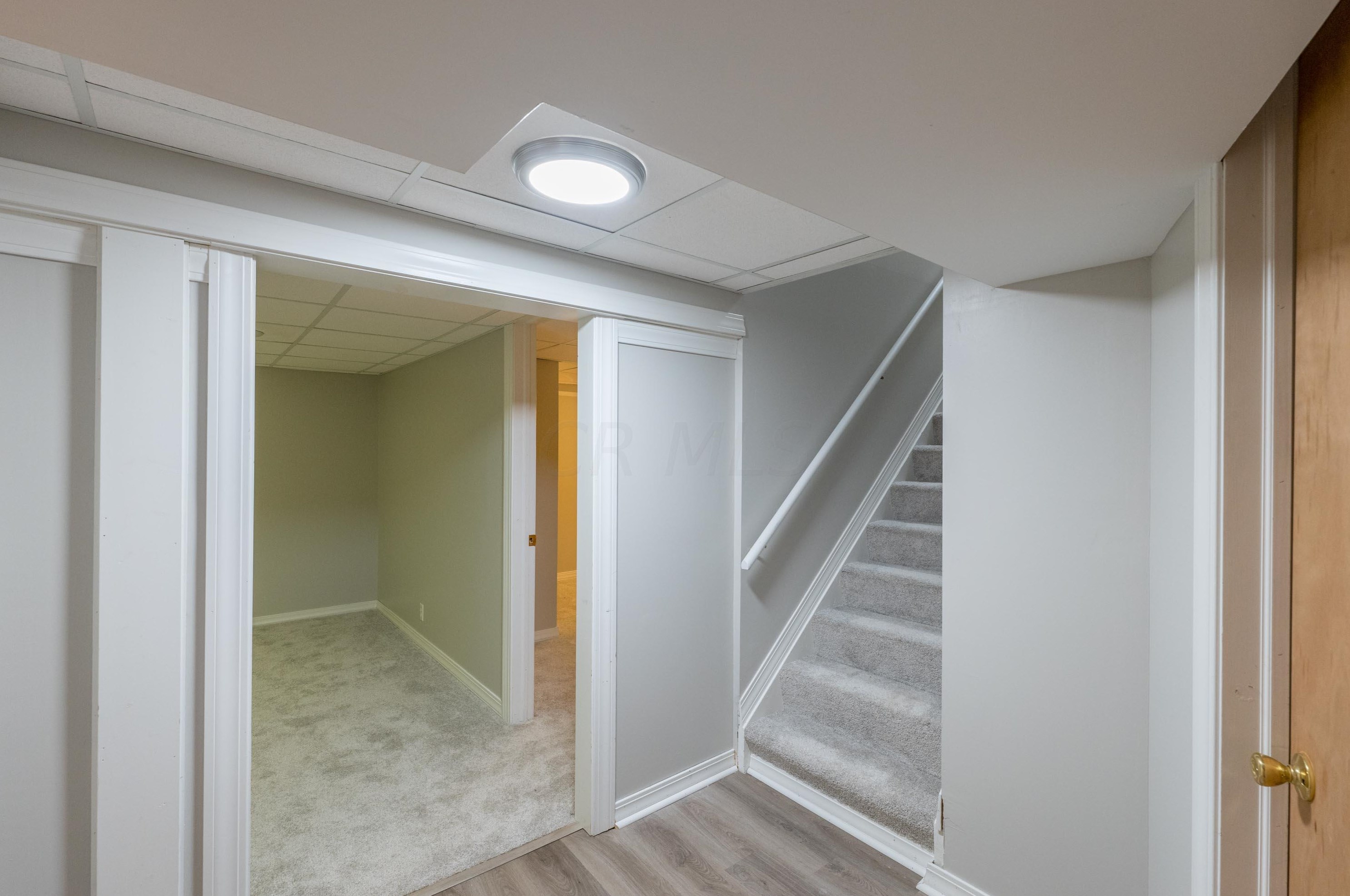 2692 Landsburn Dr, Columbus OH 43231-5928 exterior