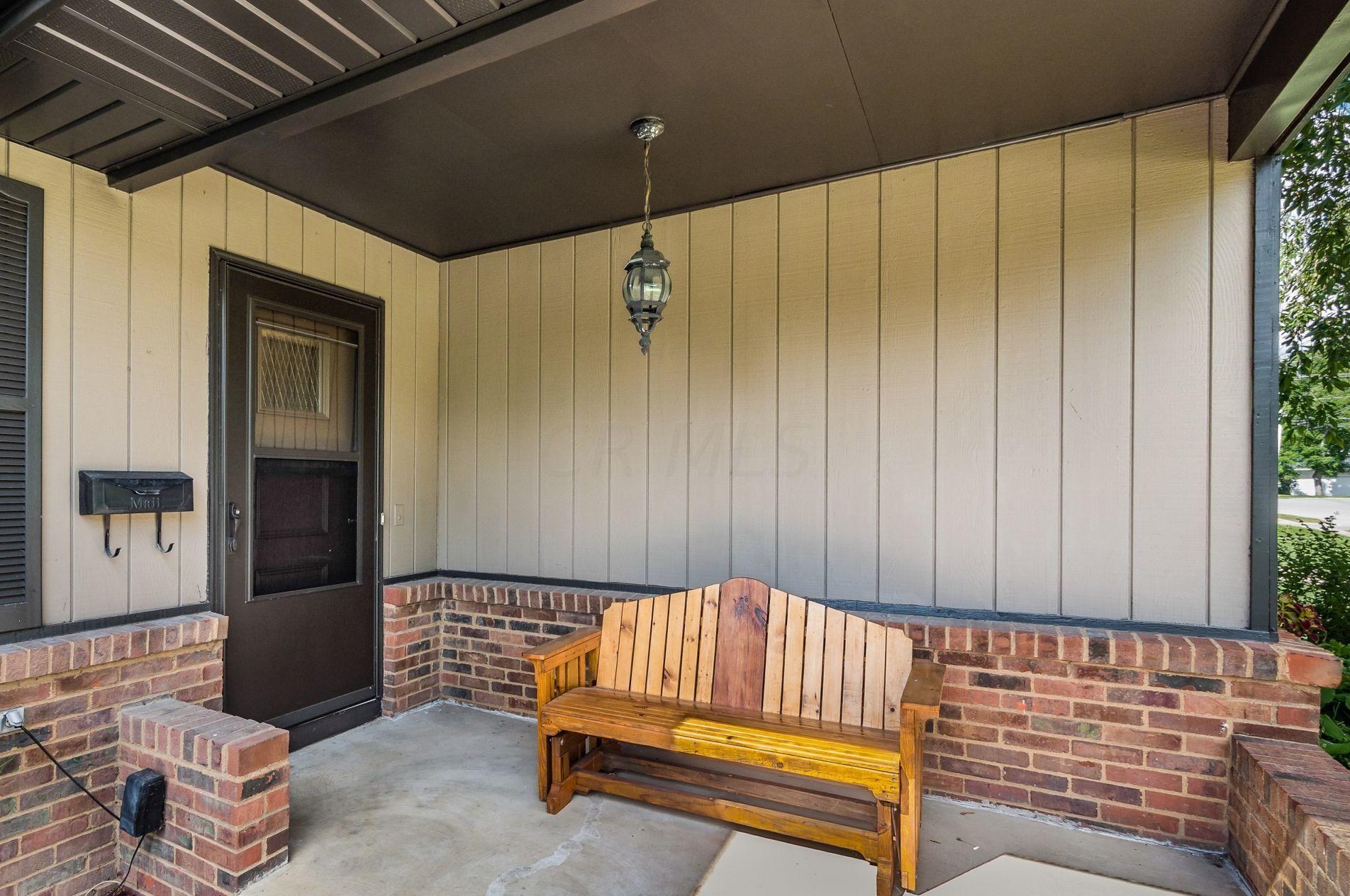 3419 Smiley Rd, Columbus, OH 43221-4746