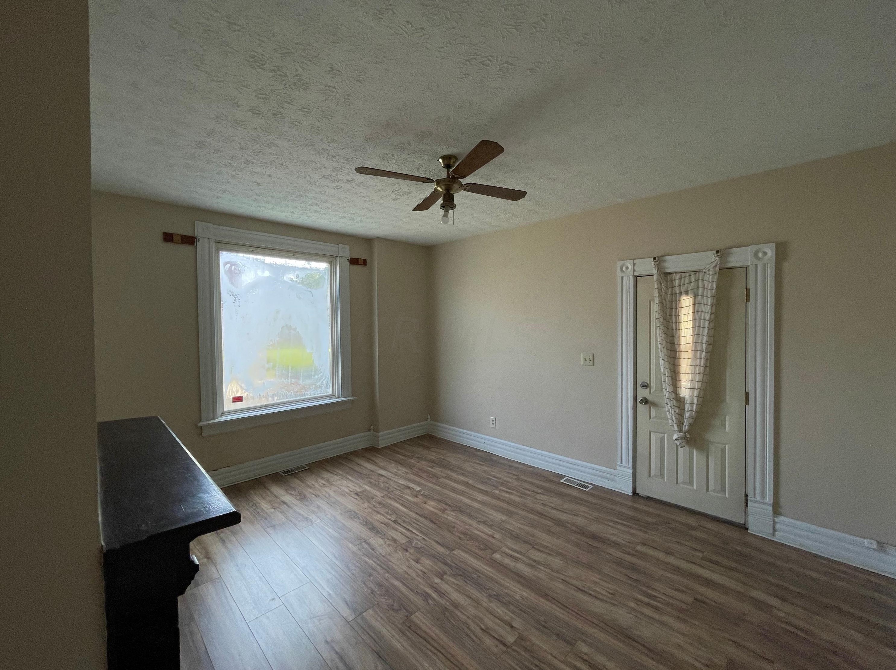 611 2nd Ave, Columbus OH  43201-3715 exterior