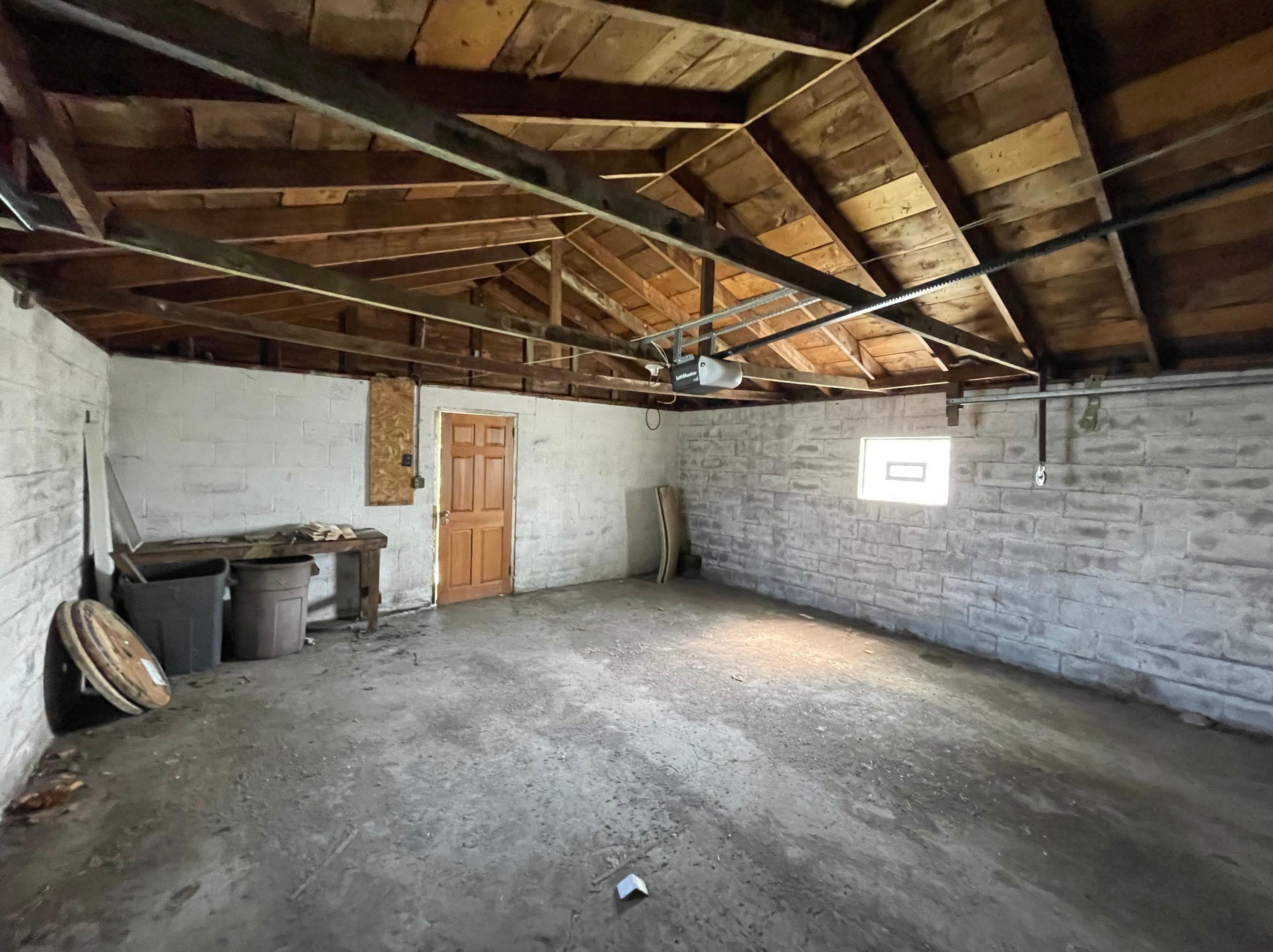 611 2nd Ave, Columbus OH  43201-3715 exterior