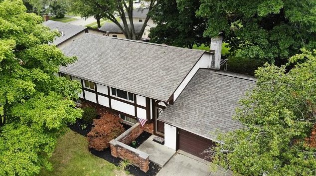 6589 Devonhill Rd, Columbus, OH 43229-1360
