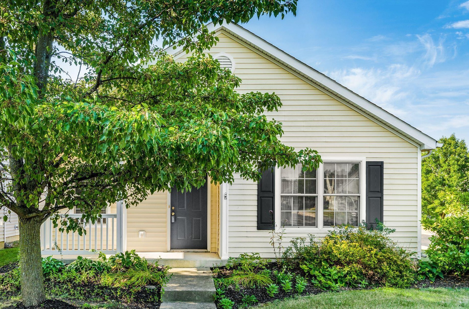 143 Hewes St, Delaware, OH 43015-5028