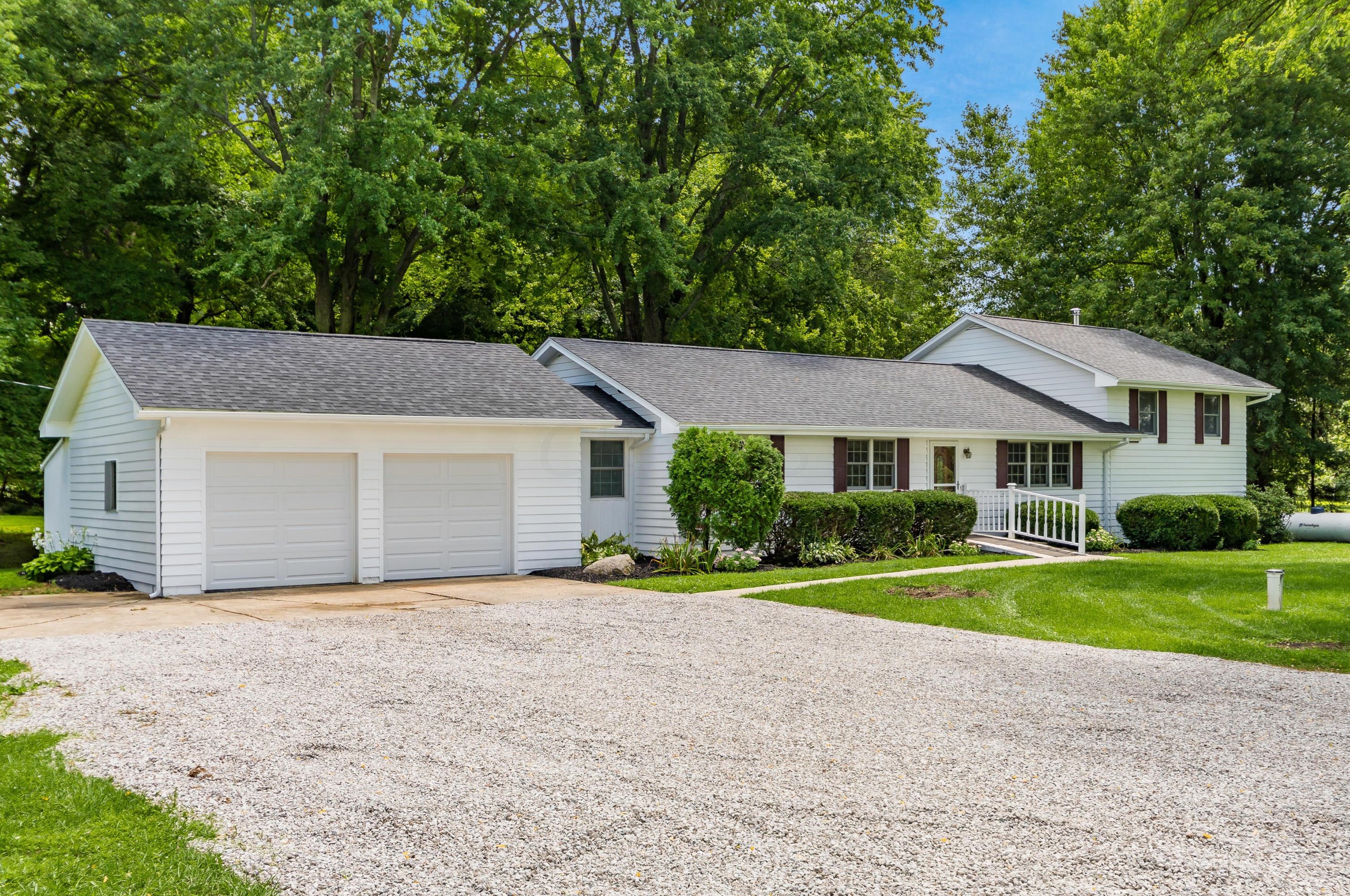 4117 Mink Sw St, Pataskala, OH 43062