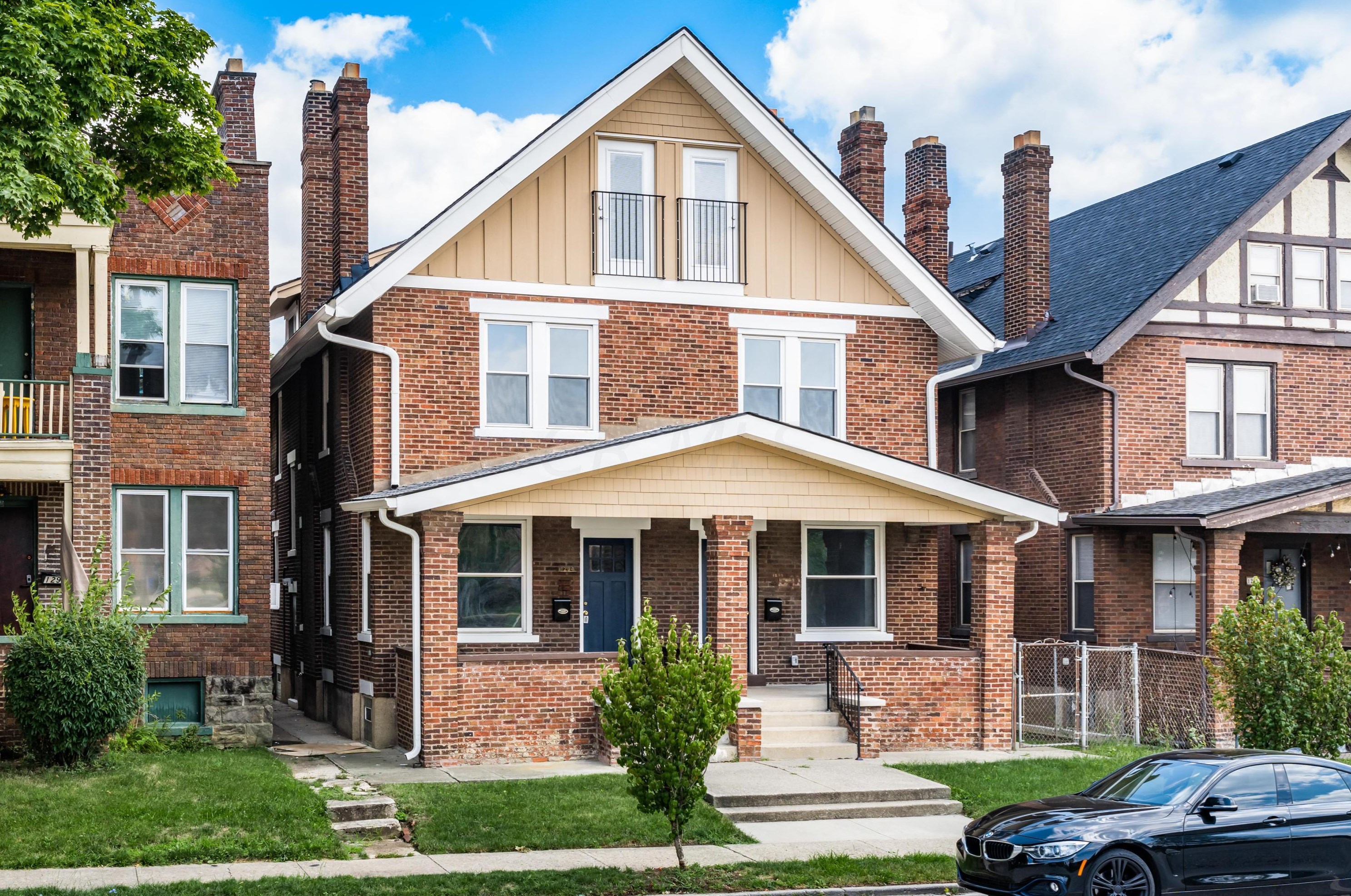 1292 4th St, Columbus, OH 43201-2802