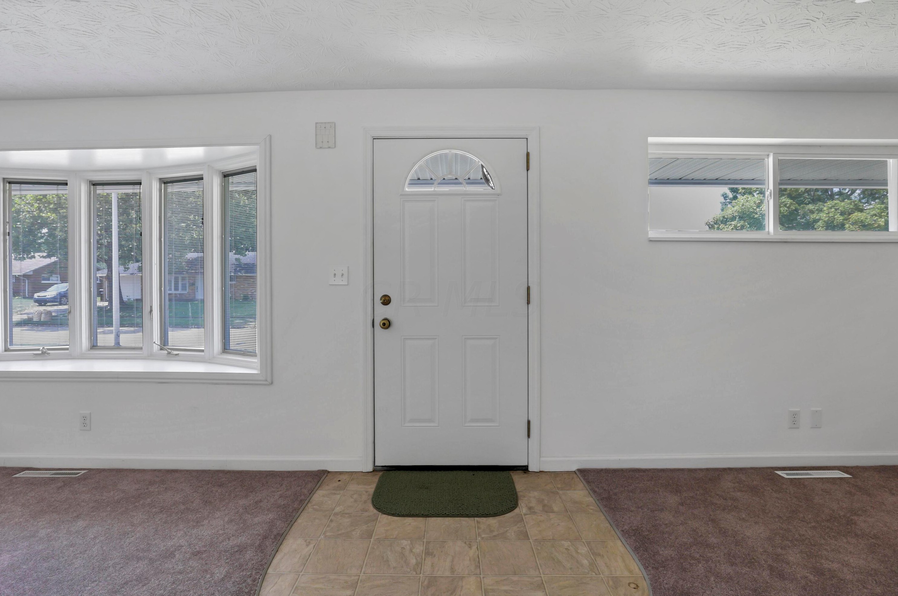 3852 Utica Dr, Dayton, OH 45439-2552