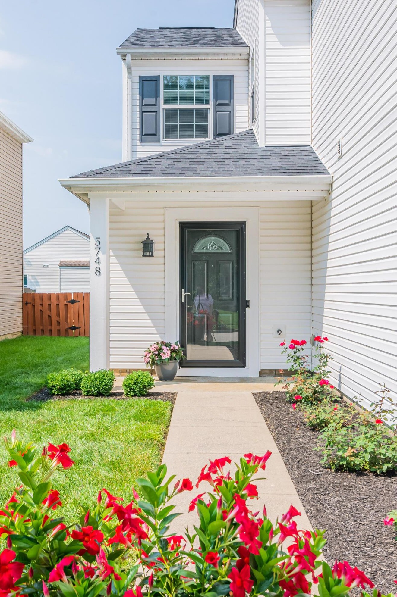 5748 Wooden Plank Rd, Hilliard, OH 43026-6000