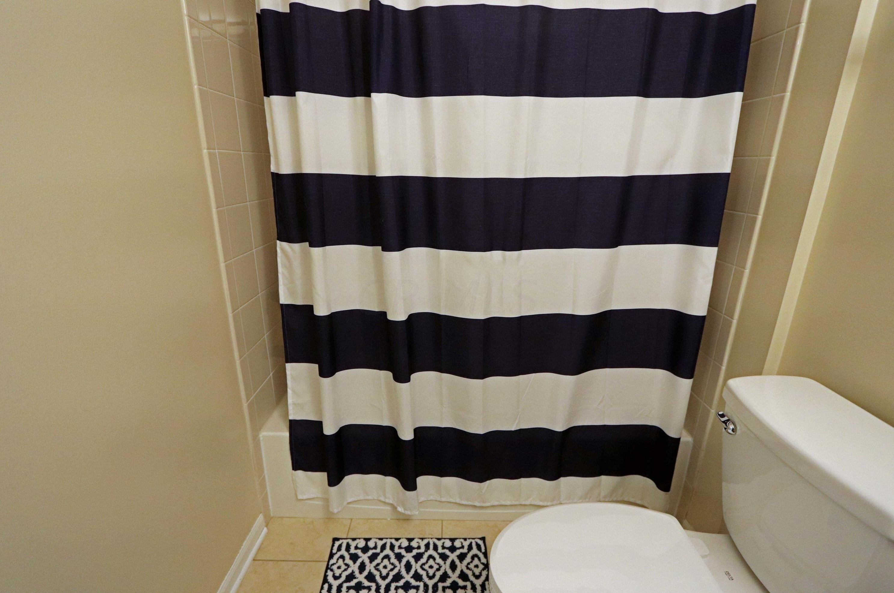 5192 Copper Creek Dr, Dublin OH  43016-9718 exterior