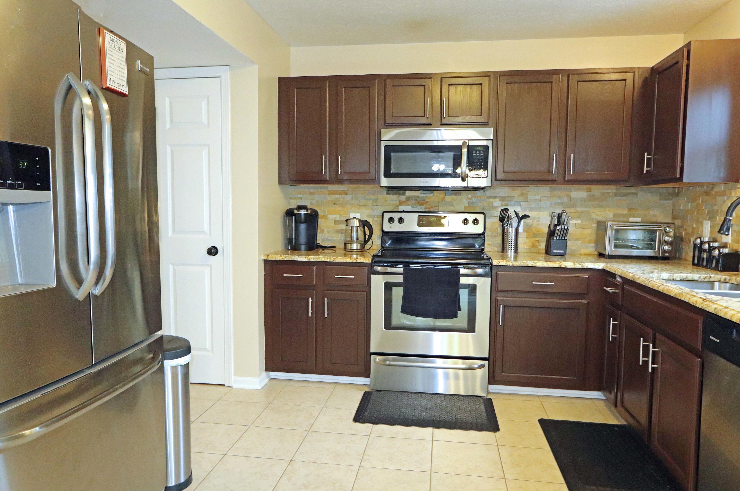 5192 Copper Creek Dr, Dublin OH  43016-9718 exterior