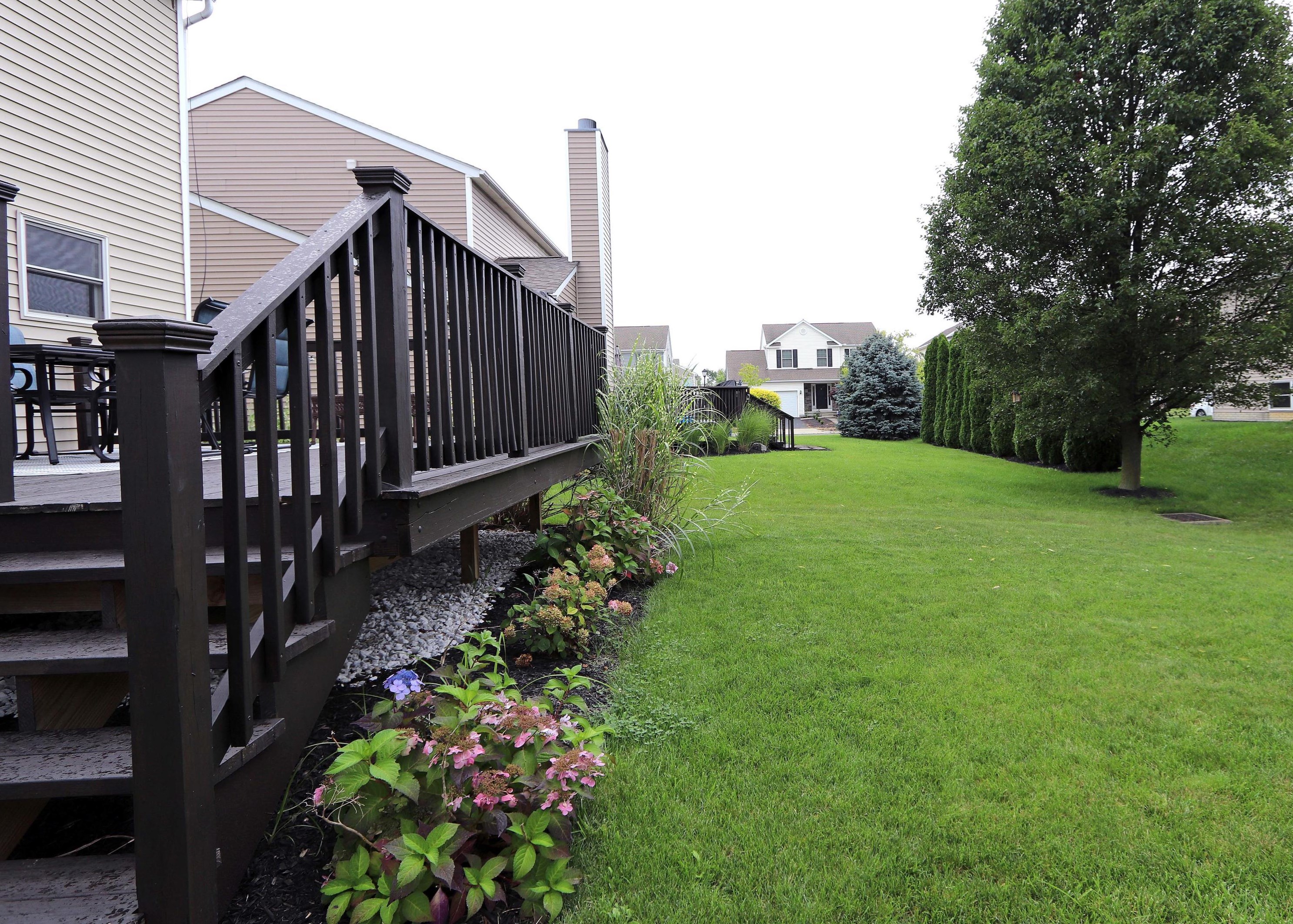 5192 Copper Creek Dr, Dublin OH  43016-9718 exterior