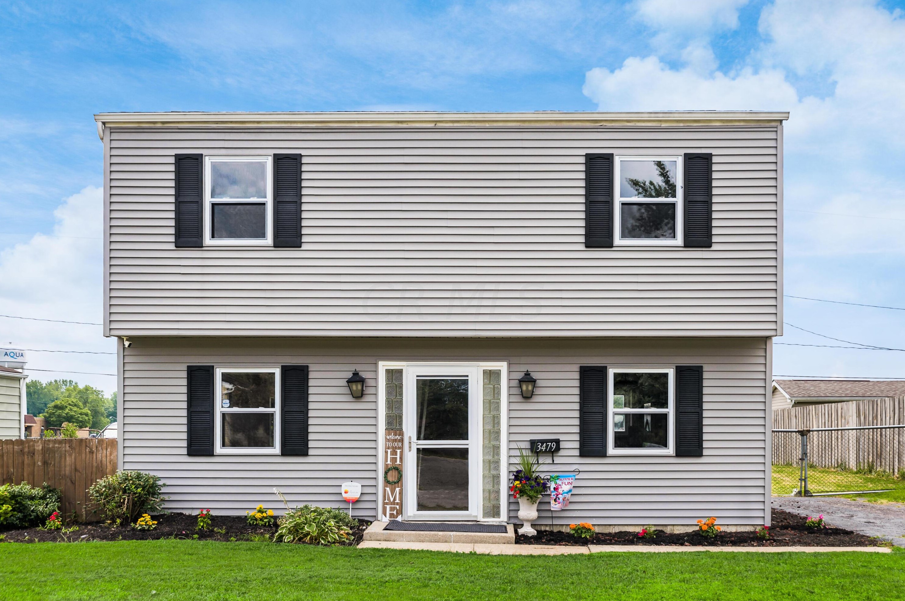 3479 Arnsby Rd, Columbus OH 43232-5909 exterior