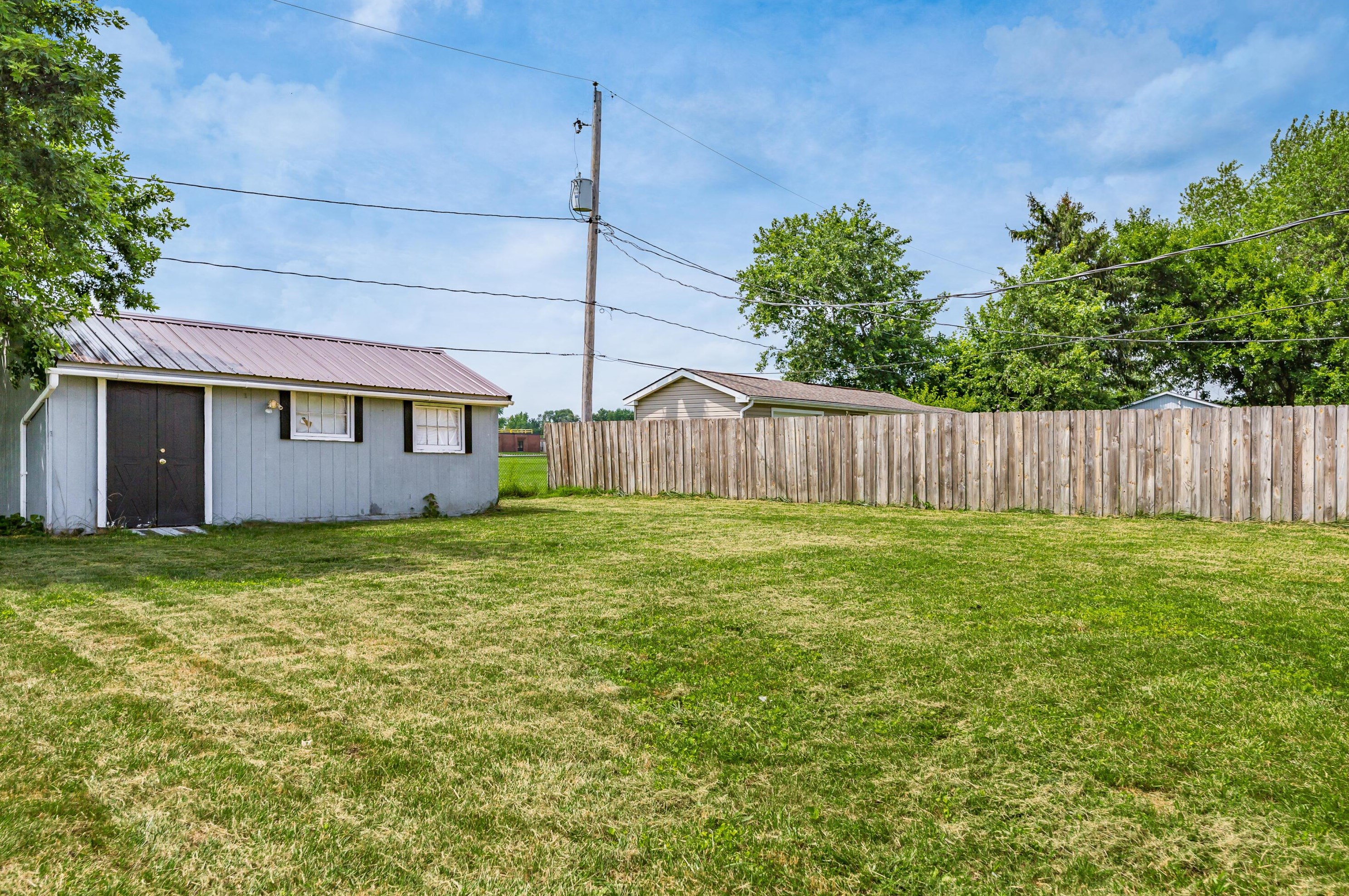 3479 Arnsby Rd, Columbus OH 43232-5909 exterior