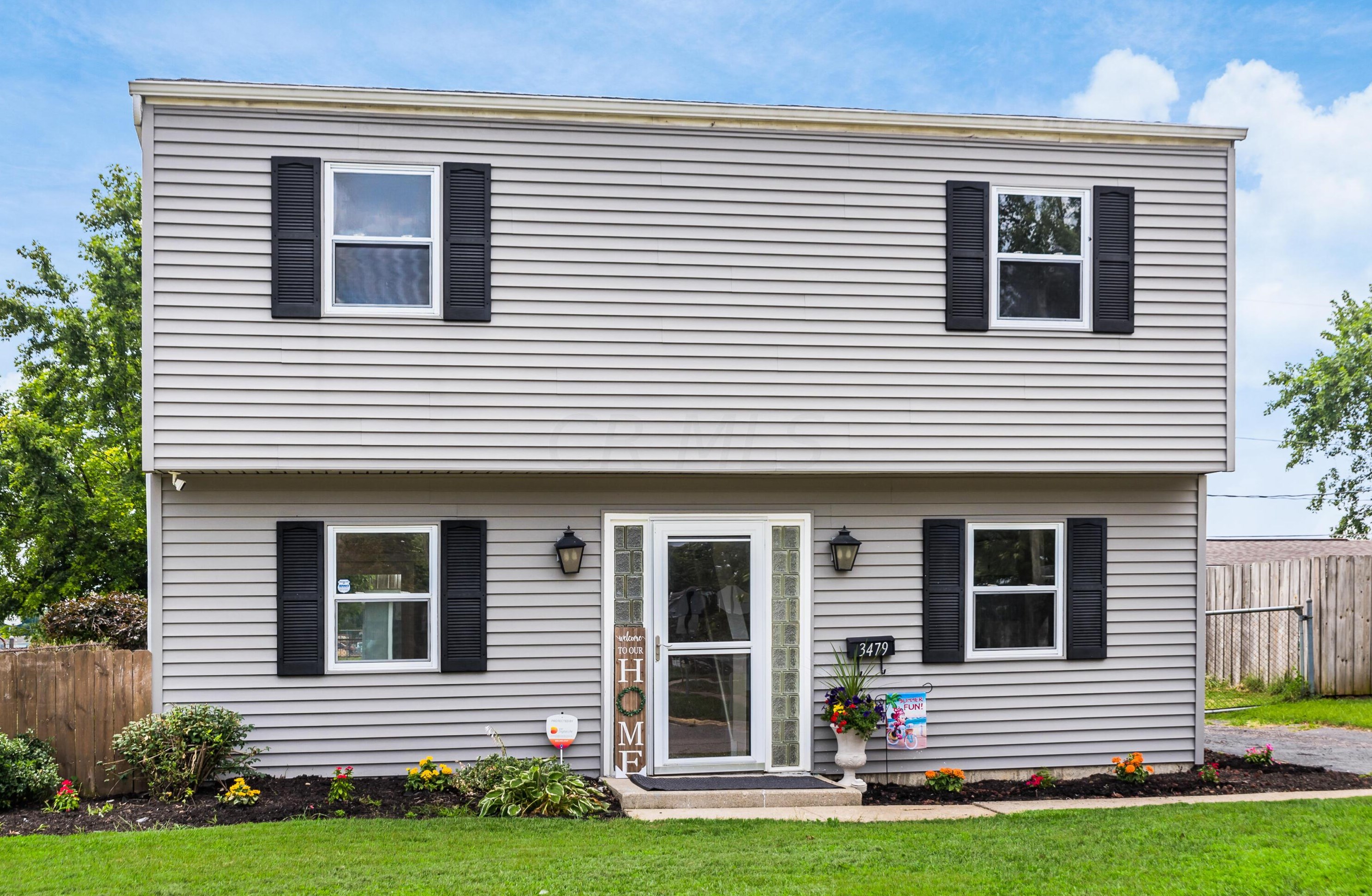 3479 Arnsby Rd, Columbus OH 43232-5909 exterior