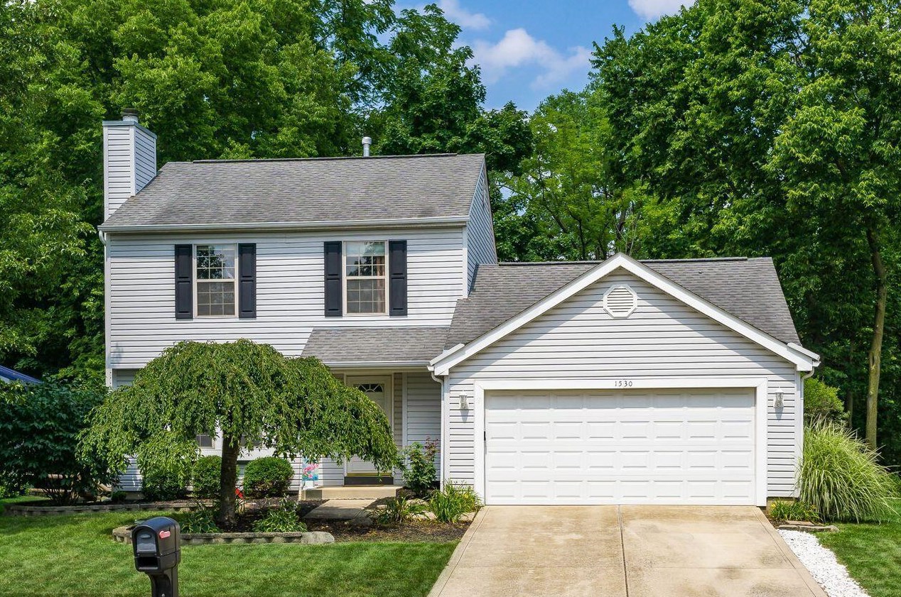 1530 Bendelow Dr, Columbus, OH 43228-7008
