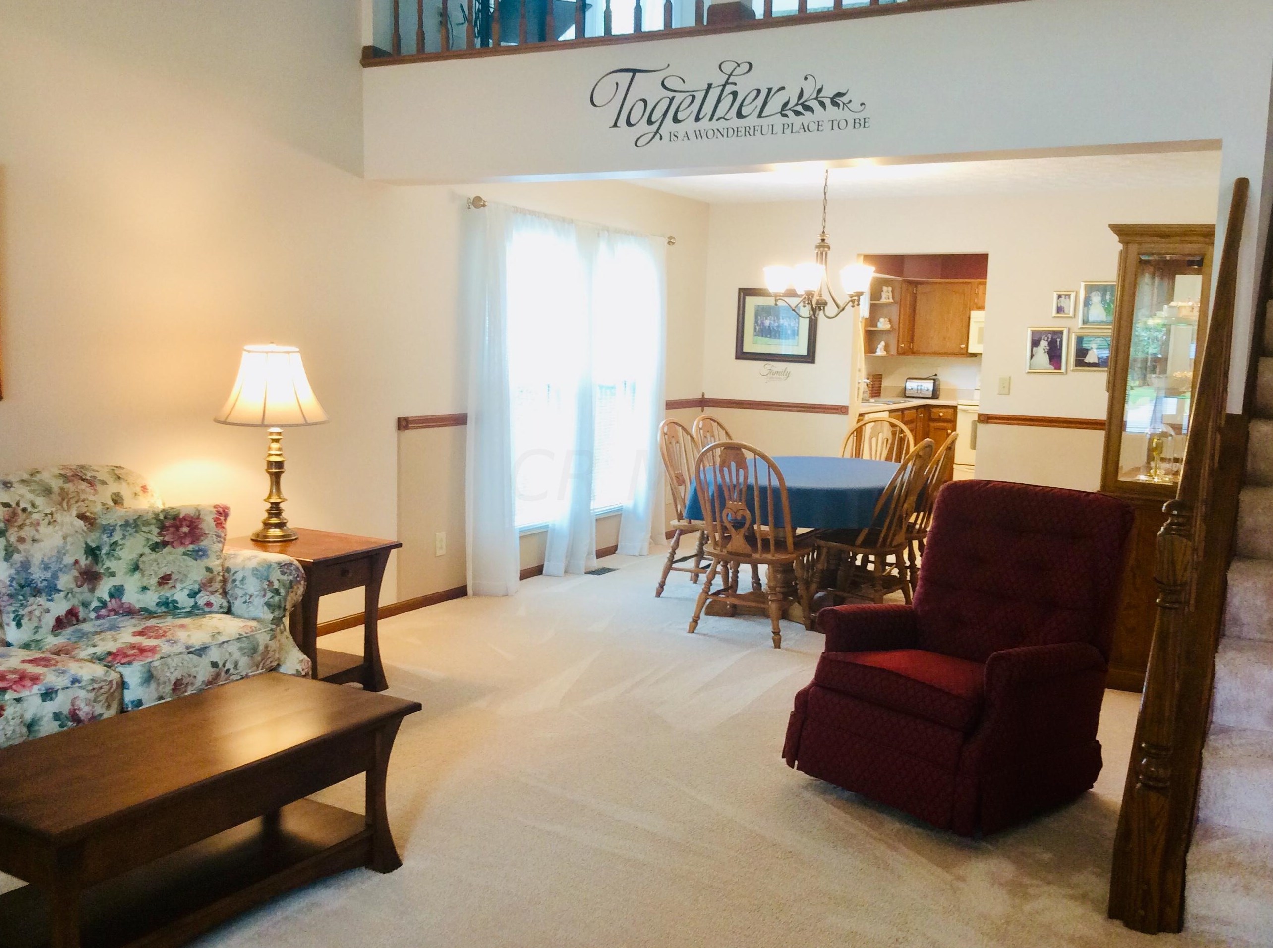 2216 Mardi Ct, Darbydale, OH 43123