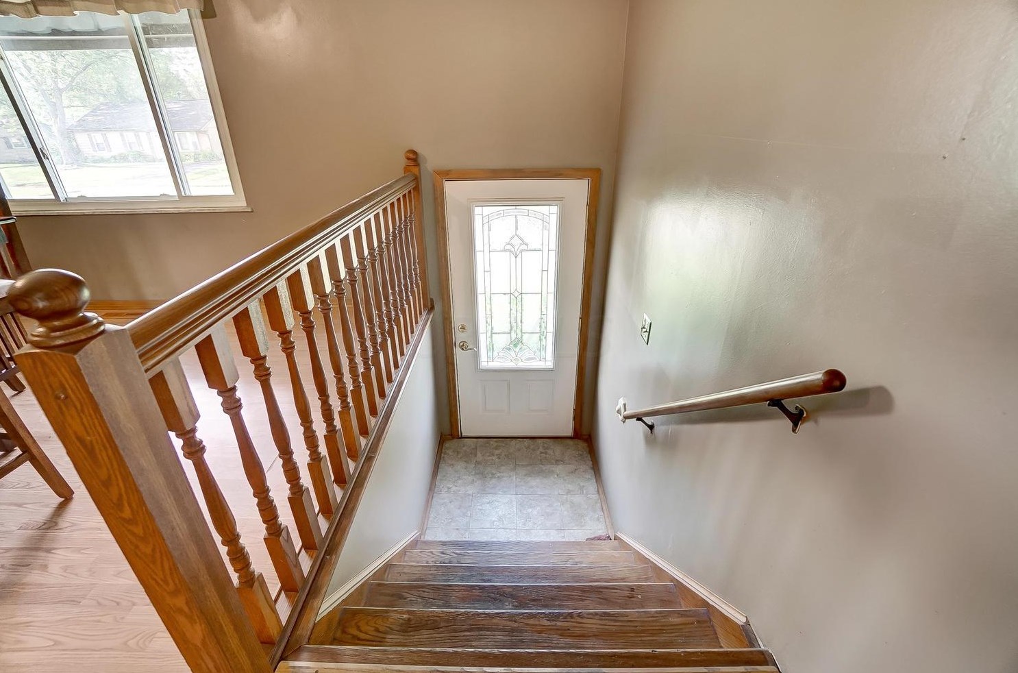 334 Amesbury Dr, Columbus, OH 43230-6403