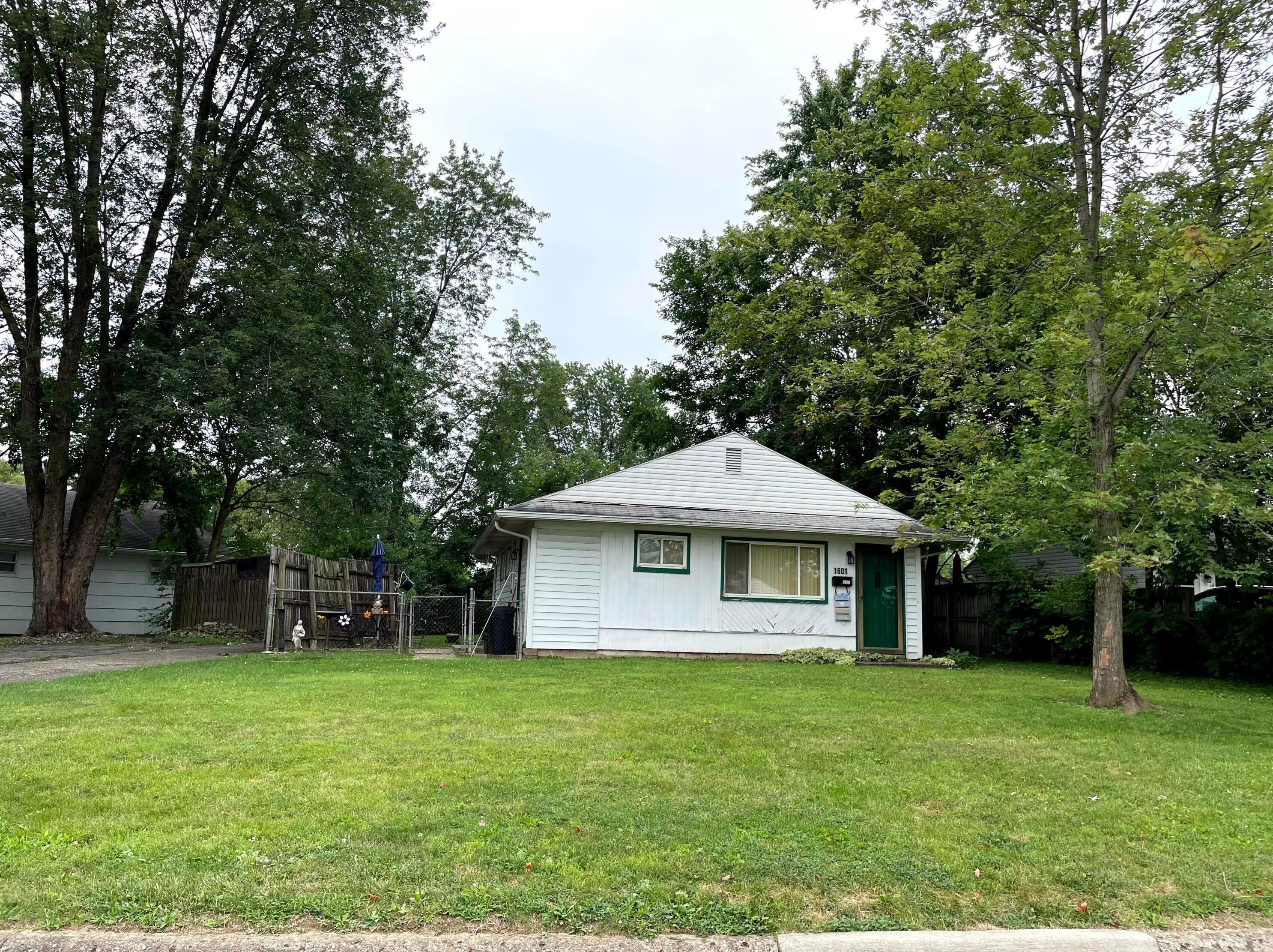 1601 Eastfield N Dr, Sharon Township, OH 43223