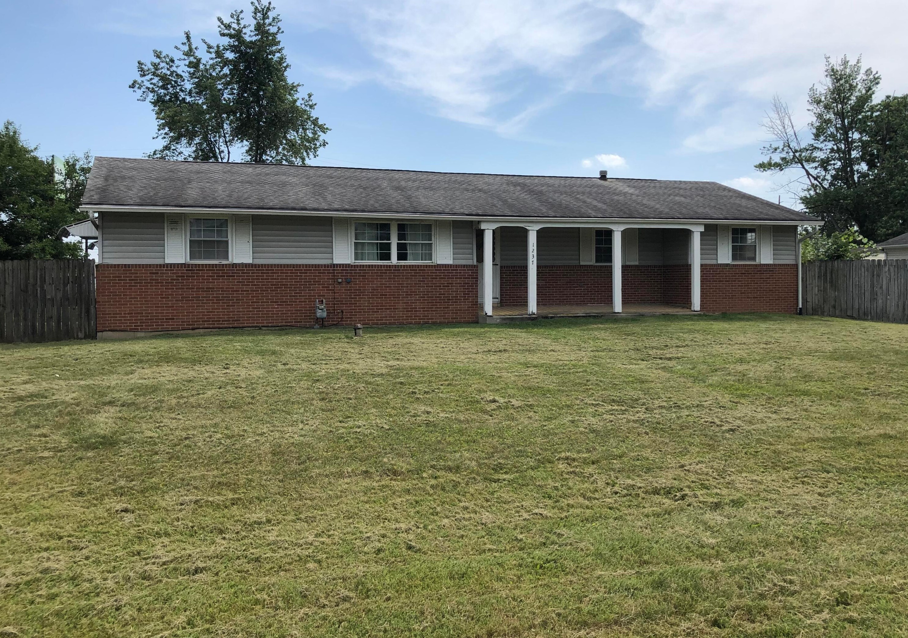 1237 Marsdale Ave, Columbus, OH 43223-3745