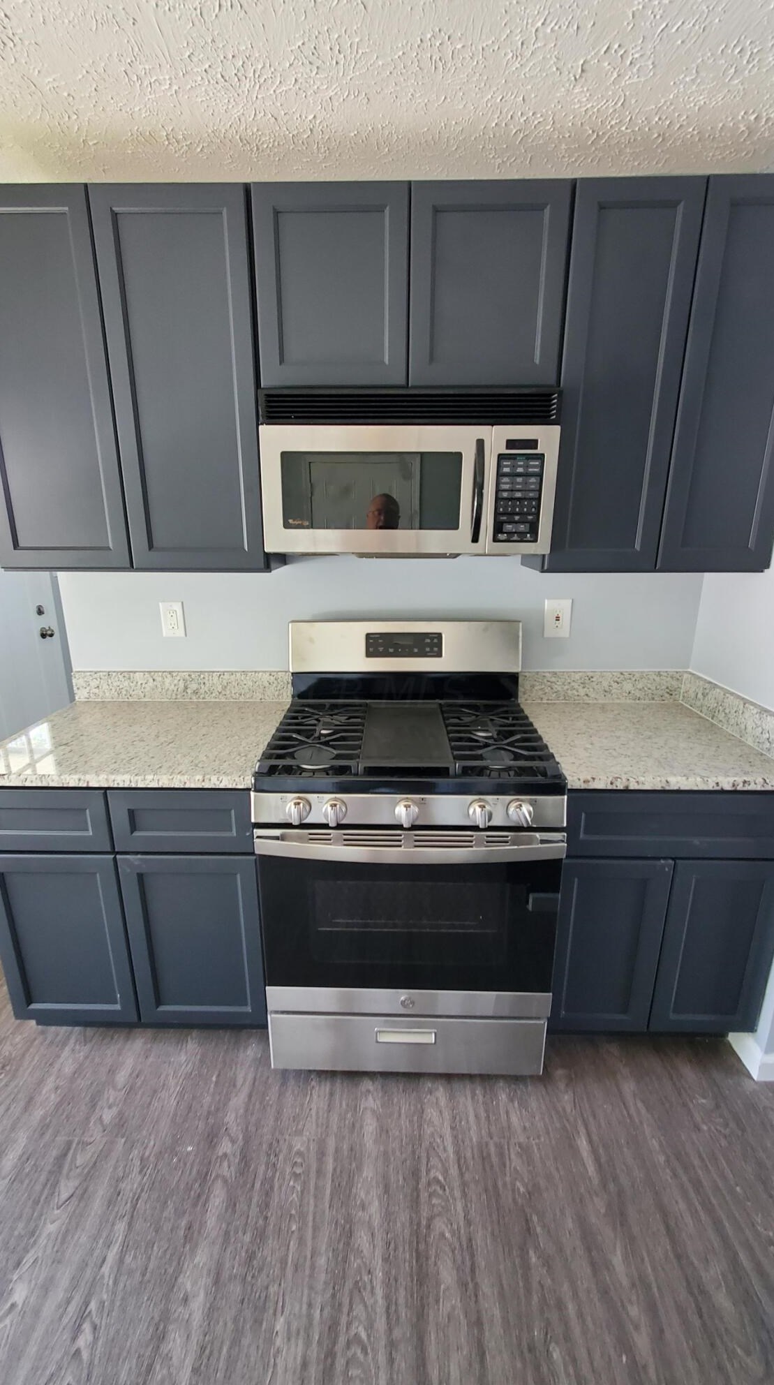 2540 Nona Rd, Columbus, OH 43207-2714