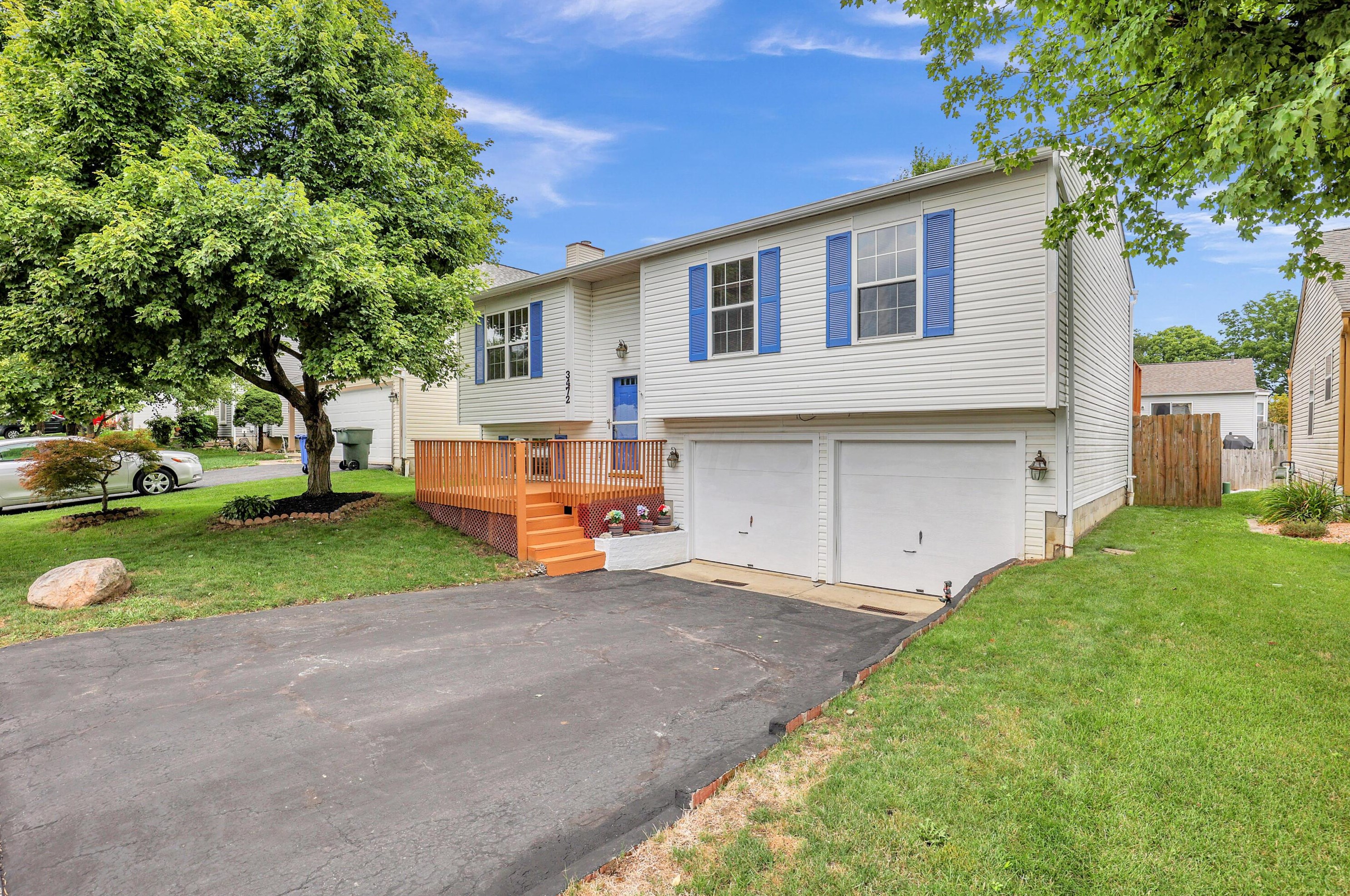 3472 Westerville Woods Dr, Columbus, OH 43231-7352