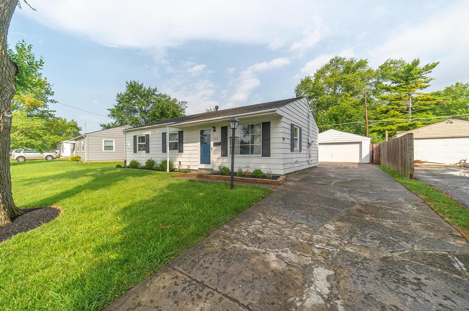 3473 Lacon Rd, Hilliard, OH 43026-1838