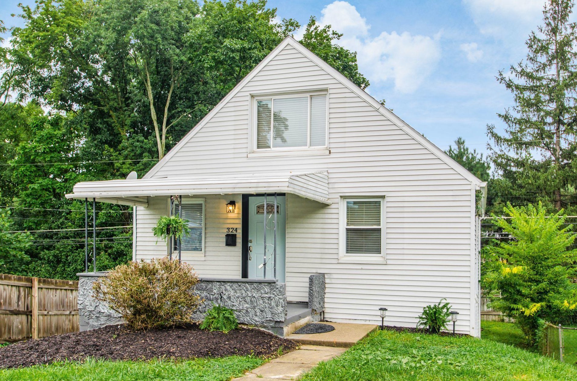 324 Chase Rd, Columbus, OH 43214-1224
