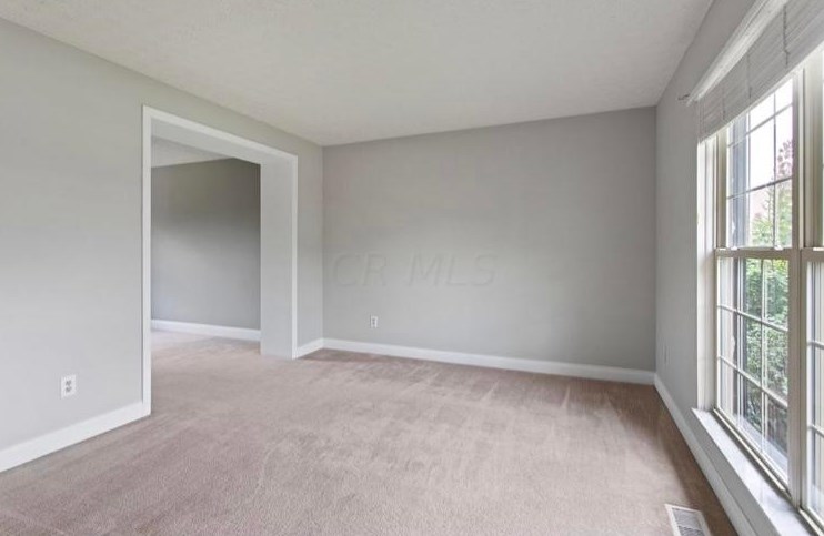 2420 Hutcheson Ct, Lancaster, OH 43130-8299
