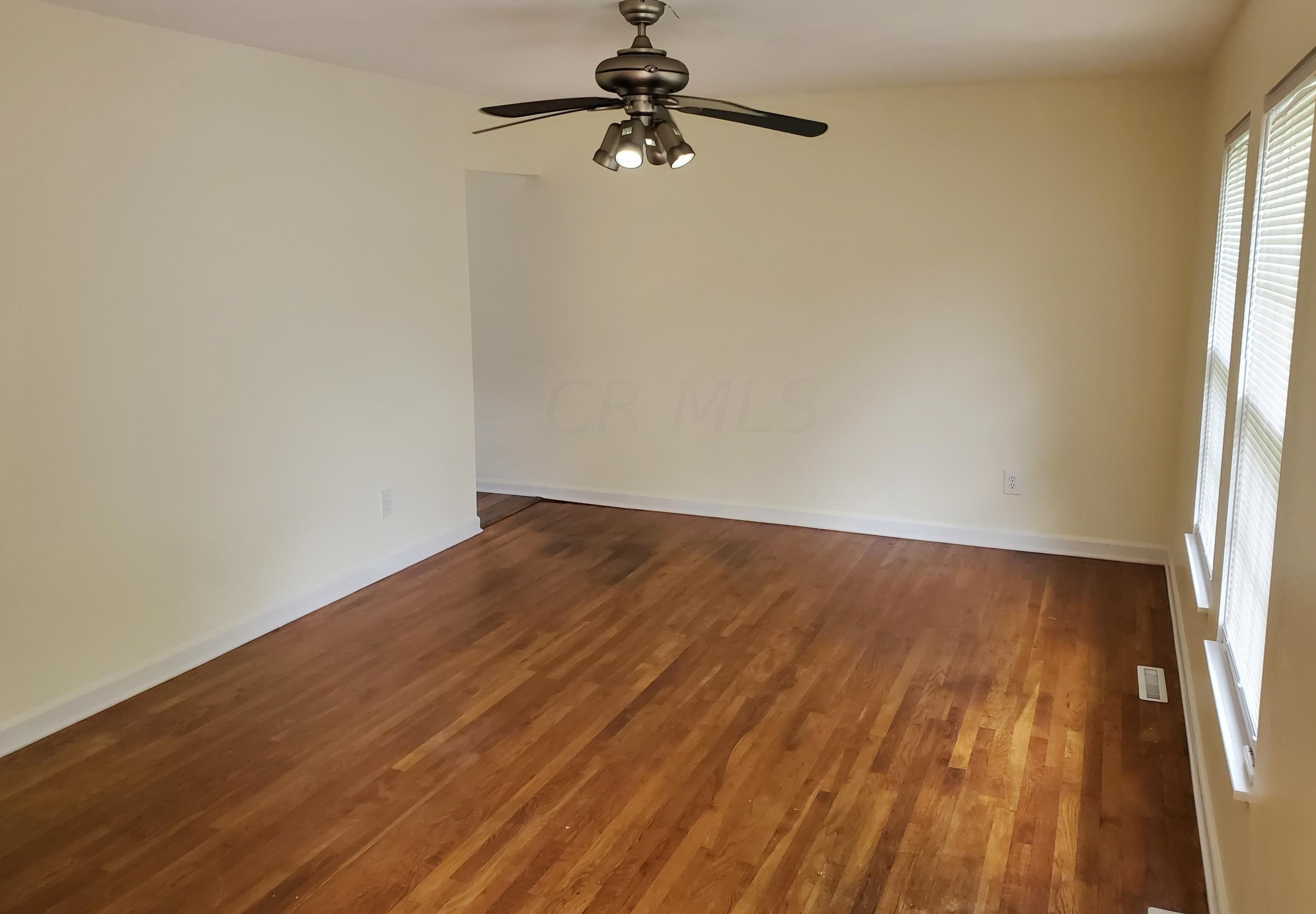 4825 Mcfadden Rd, Columbus, OH 43229