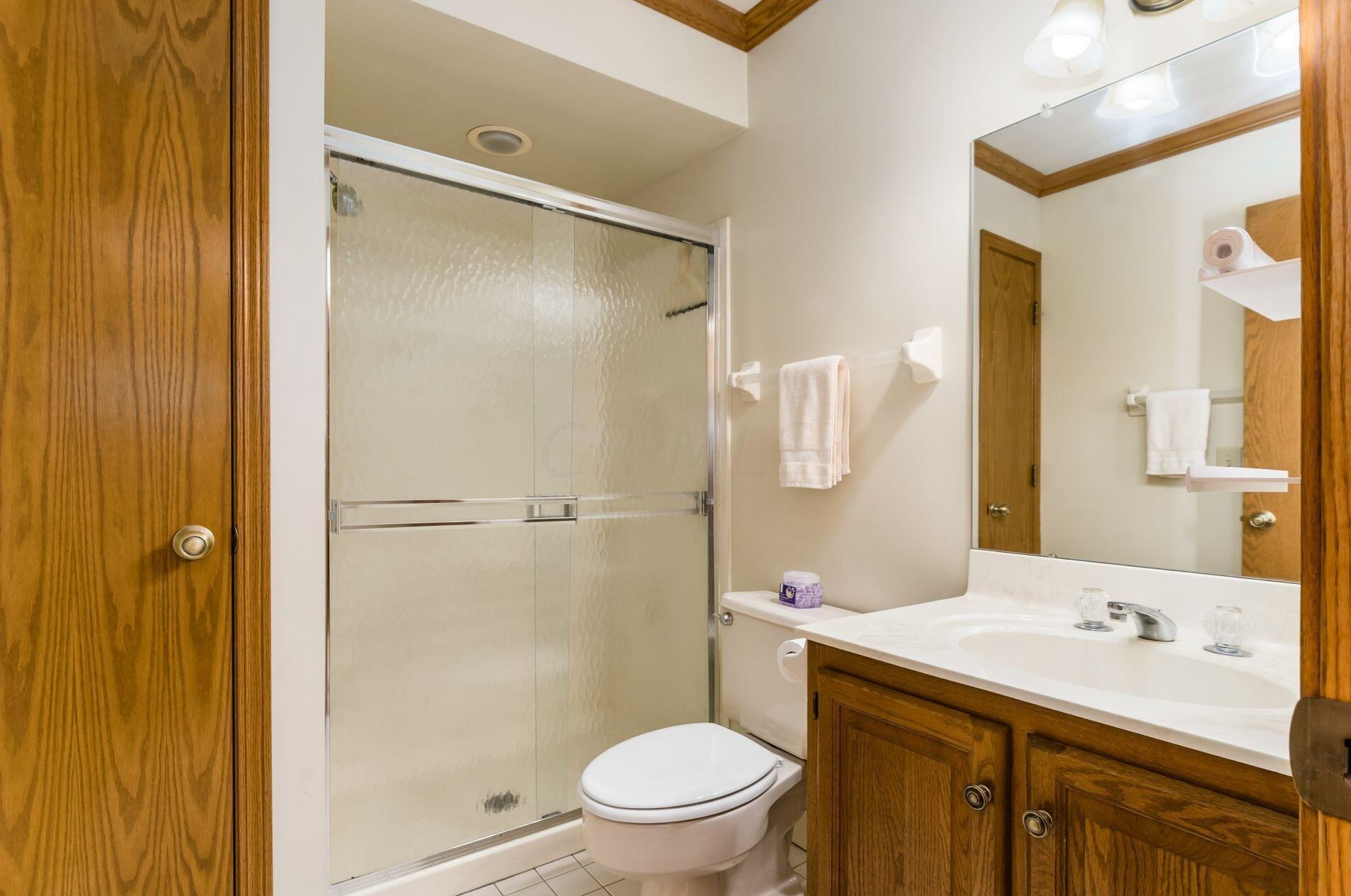 5753 Kingstree Dr, Dublin OH  43017-2226 exterior