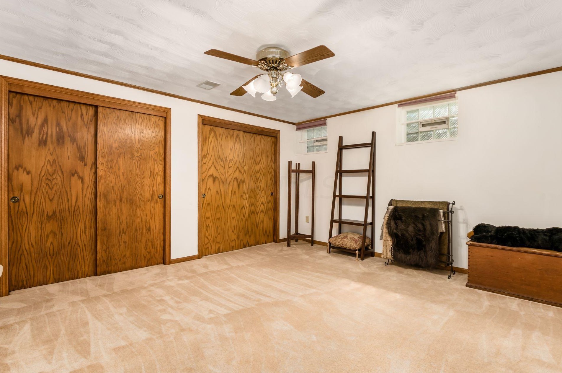 5753 Kingstree Dr, Dublin OH  43017-2226 exterior