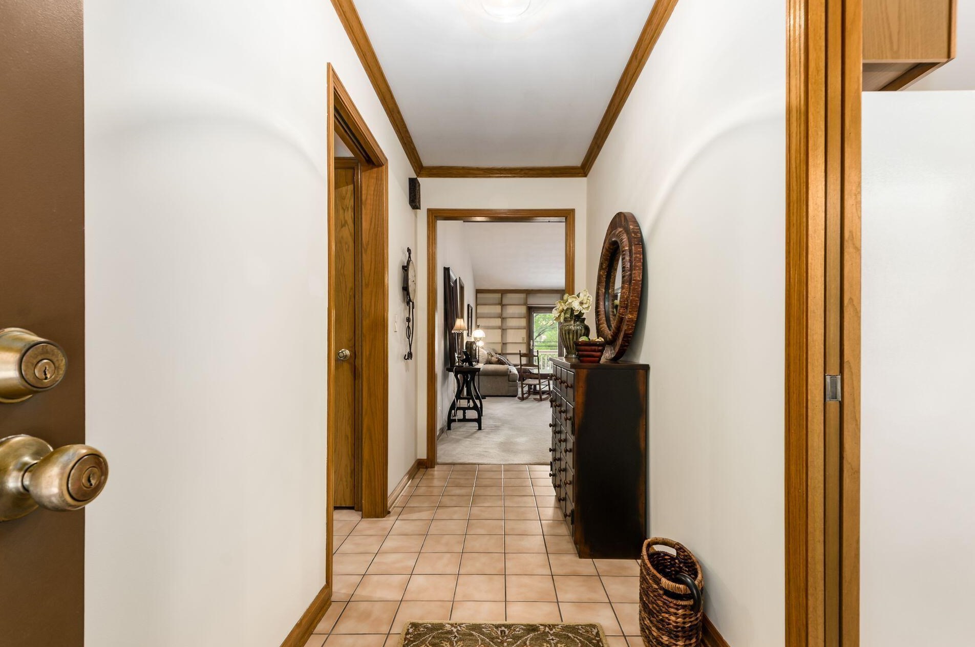 5753 Kingstree Dr, Dublin OH  43017-2226 exterior