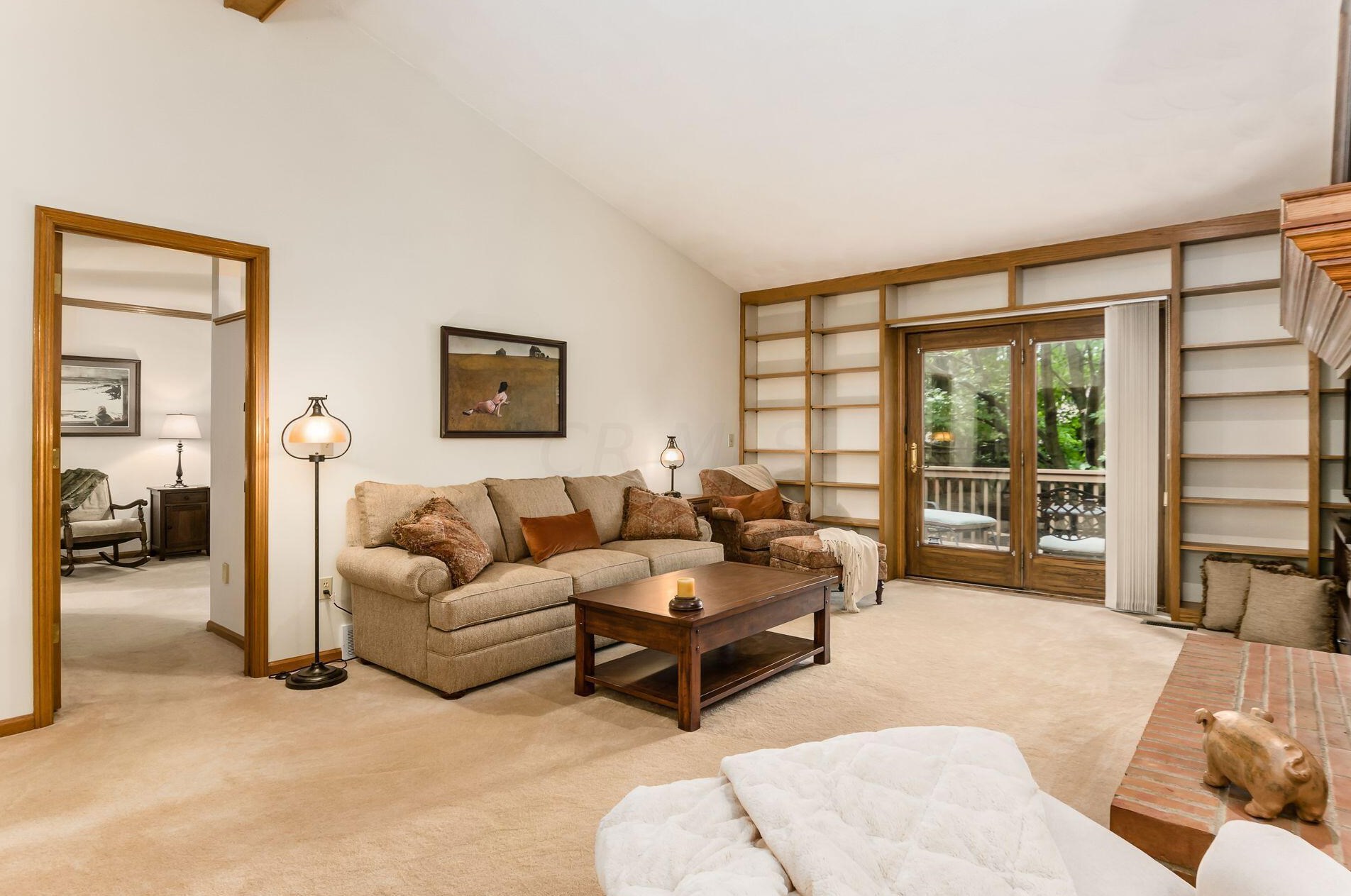 5753 Kingstree Dr, Dublin OH  43017-2226 exterior