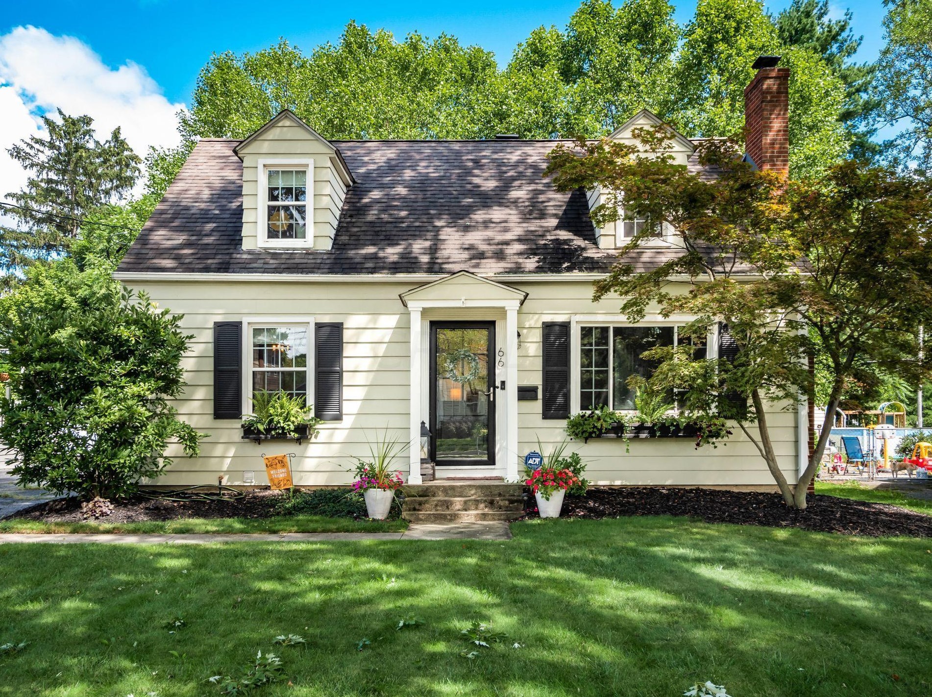 66 Parkview Ave, Westerville, OH 43081-2814
