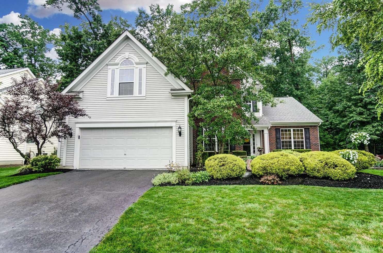 7126 Nightshade Dr, Westerville, OH 43082-8049