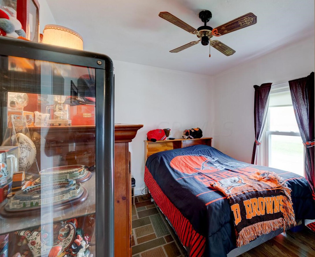 2085 Lamont Ave, Columbus OH 43224-2951 exterior