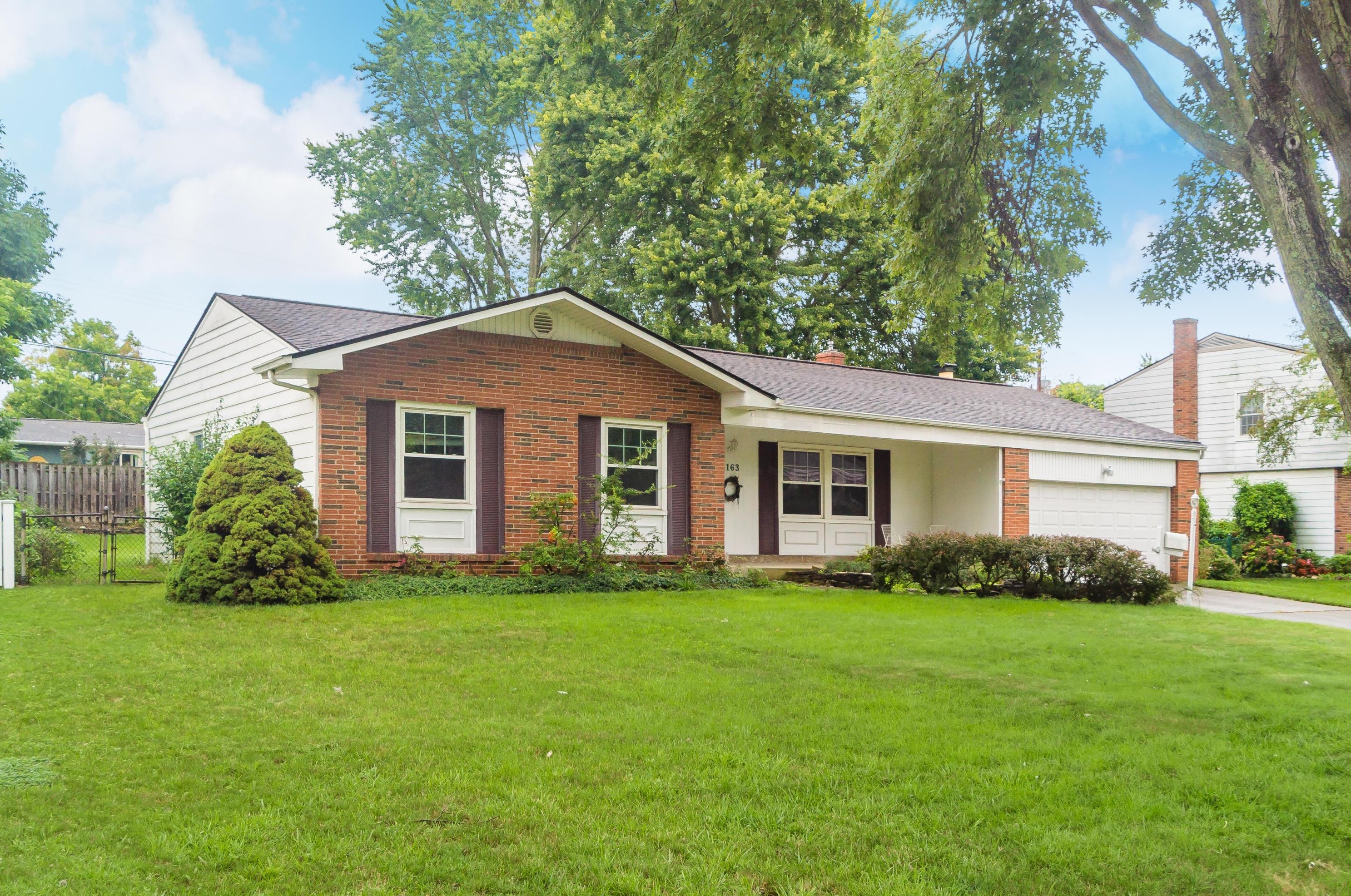 4163 Kenridge Dr, Columbus, OH 43220-4153