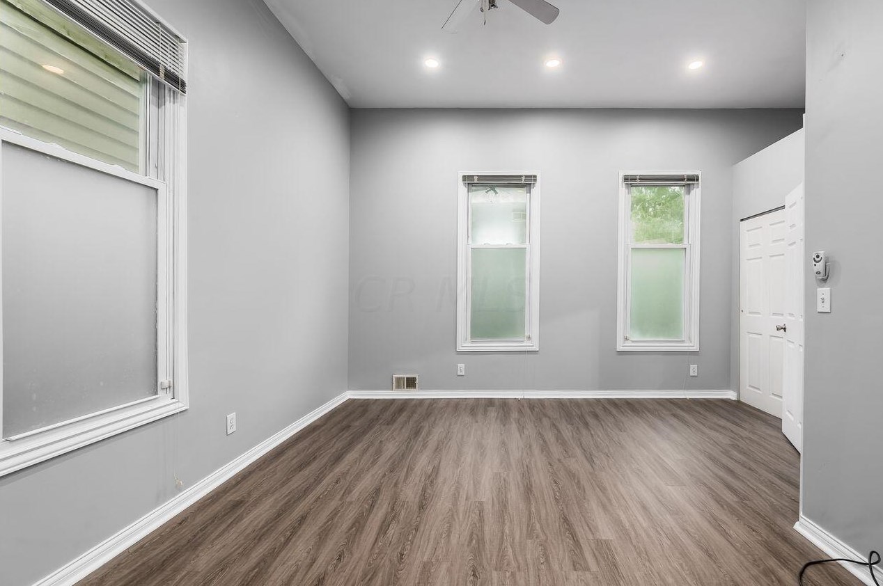 999 Pennsylvania Ave, Columbus OH 43201-3338 exterior