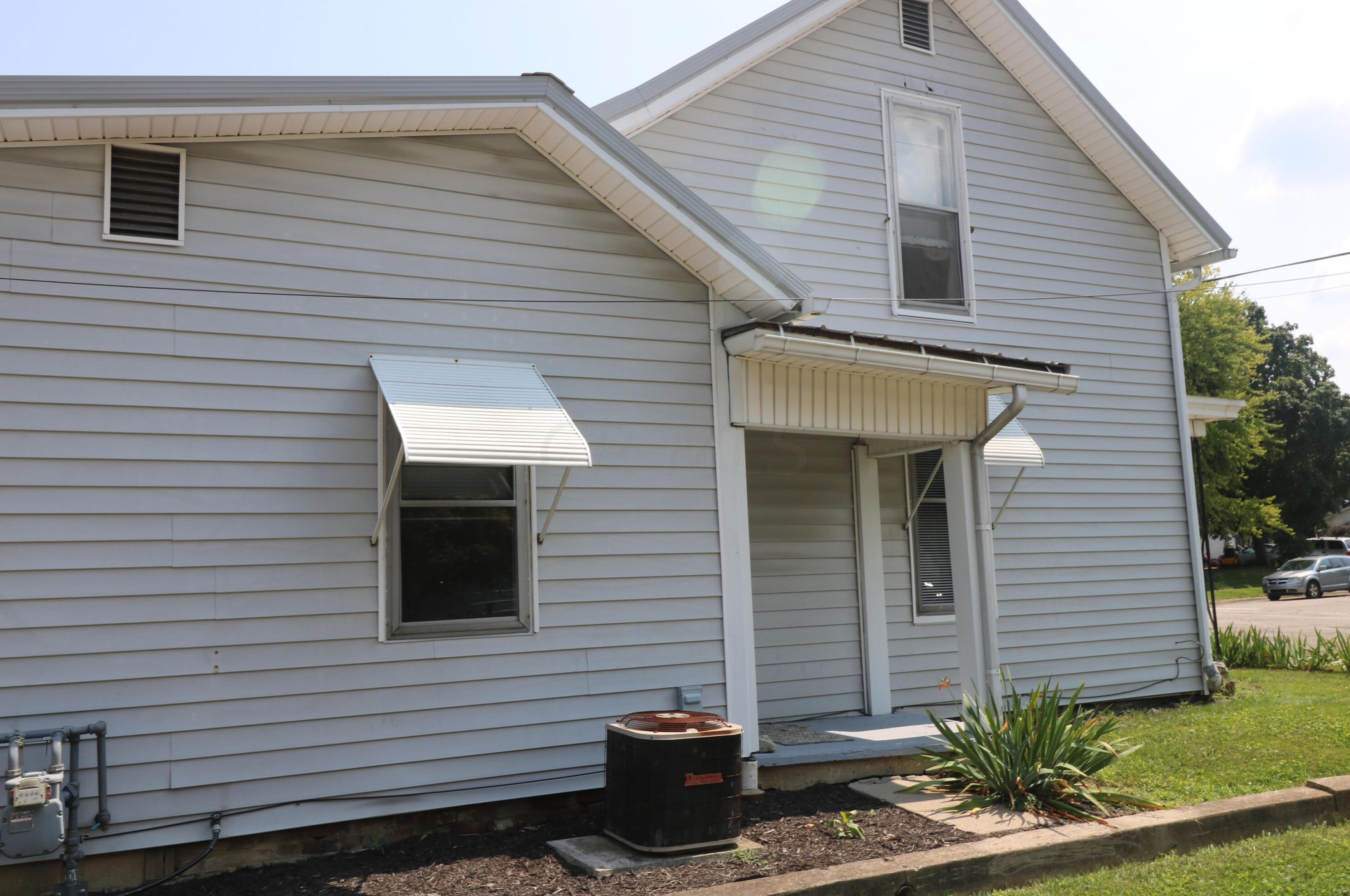 140 Mill St, Circleville, OH 43113-1914
