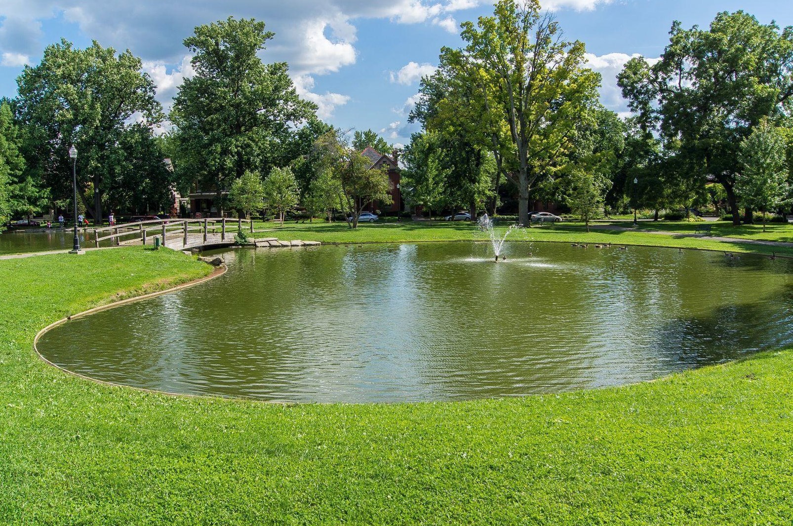 702 6 St, Columbus OH 43206-2126 exterior