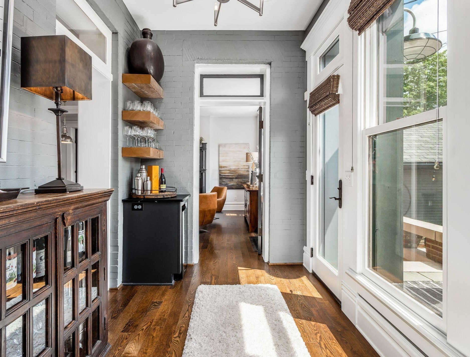 702 6 St, Columbus OH 43206-2126 exterior