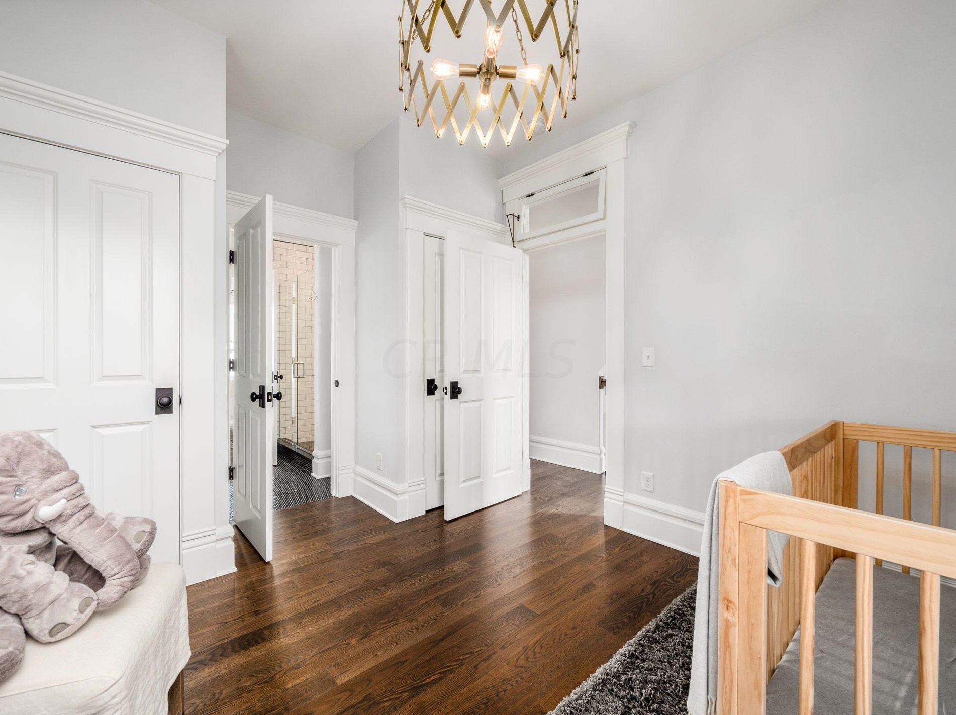 702 6 St, Columbus OH 43206-2126 exterior