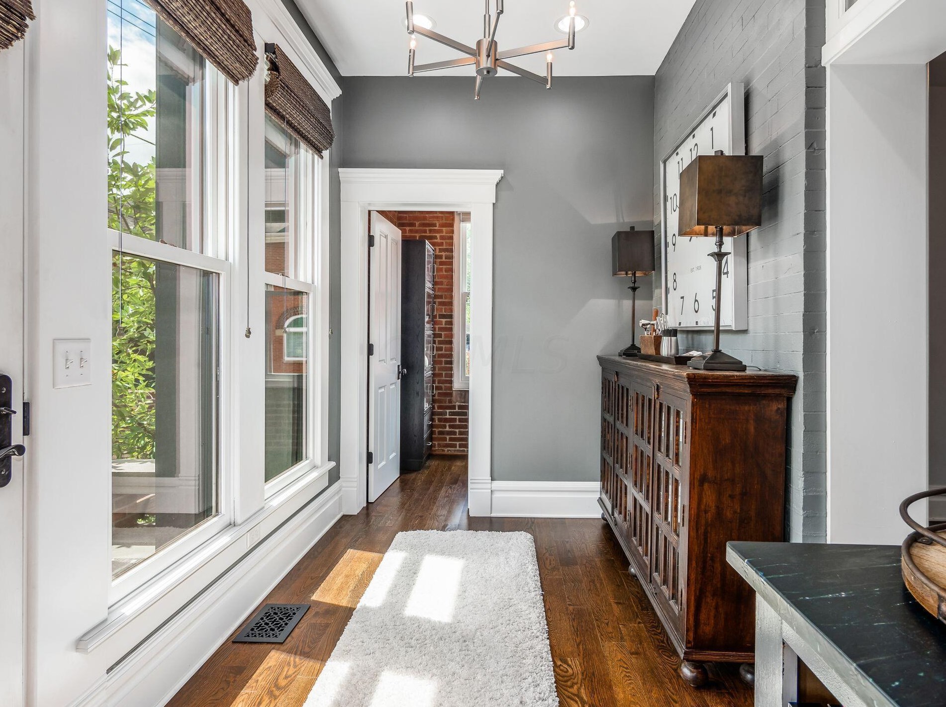 702 6 St, Columbus OH 43206-2126 exterior