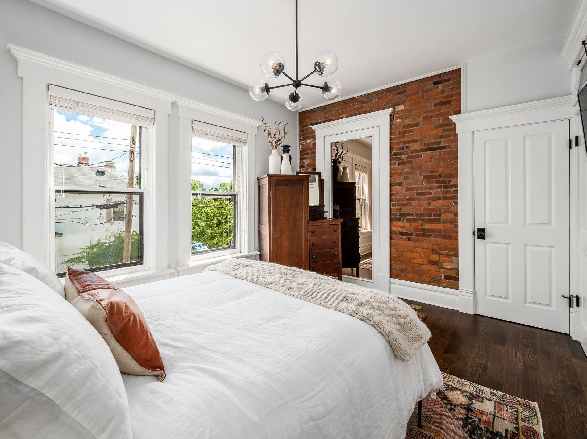 702 6 St, Columbus OH 43206-2126 exterior