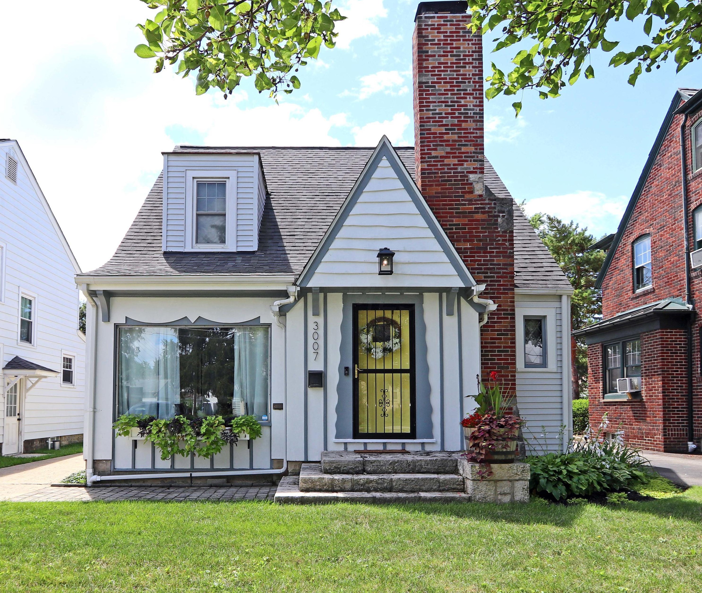3007 Palmetto St, Columbus, OH 43204-2542