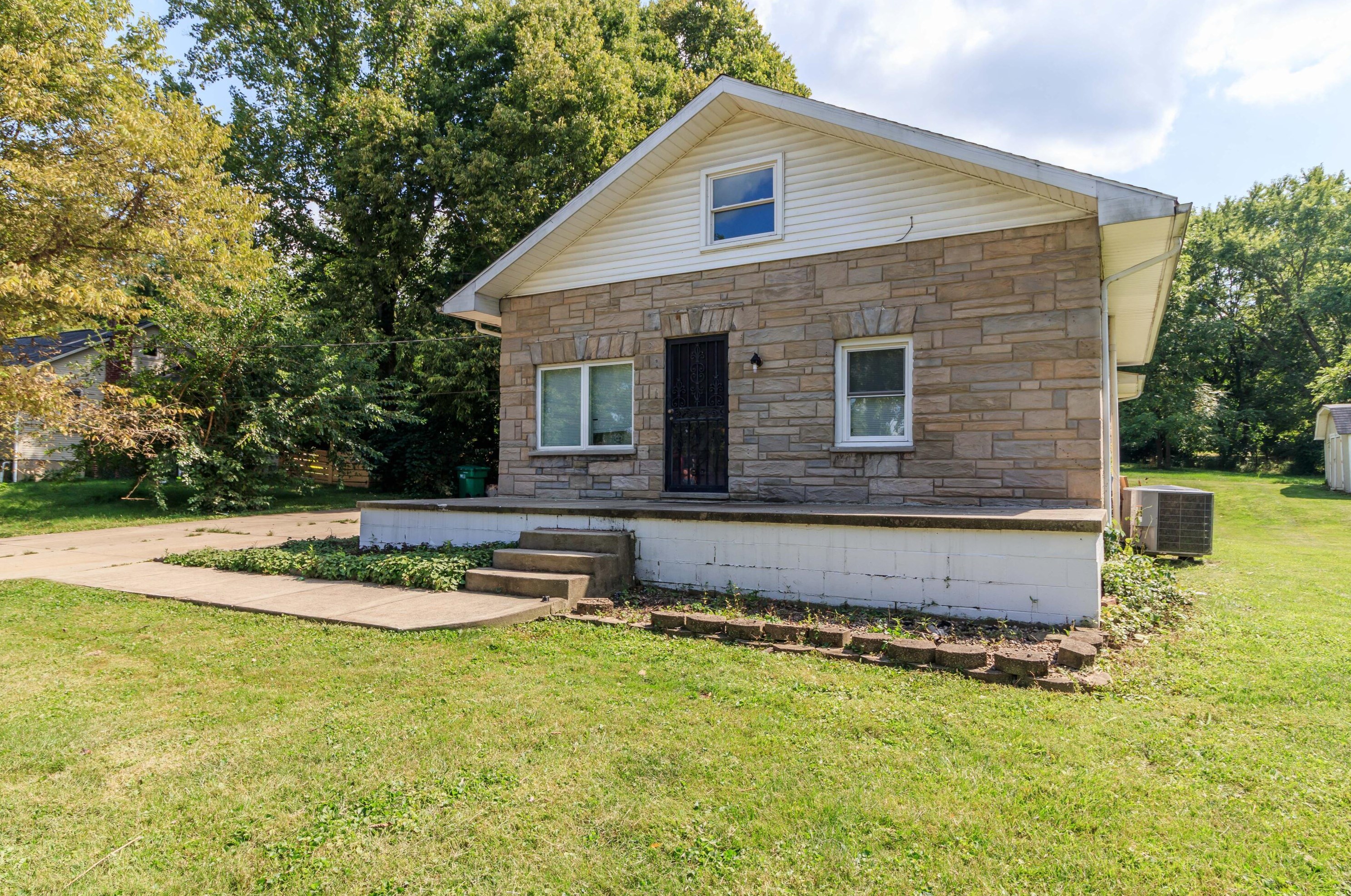 8885 Winchester Nw Rd, Carroll, OH 43112